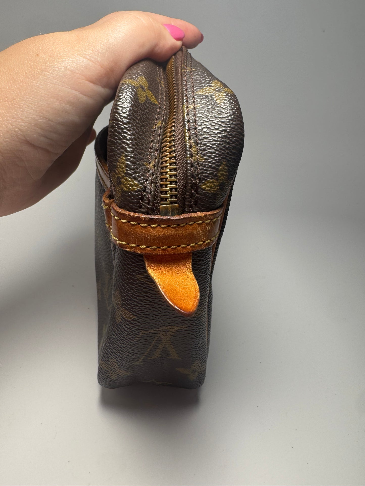 Louis Vuitton Compeigne 23 Monogram Clutch/Toiletry/Travel Pouch- France February 1988