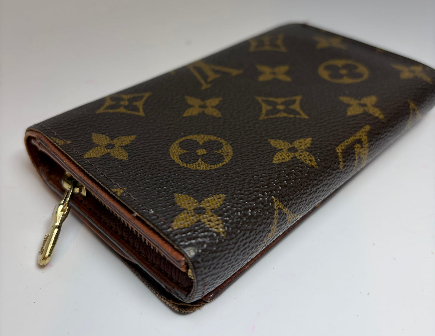 Louis Vuitton Porte-Monnaie Tressor Monogram Wallet
