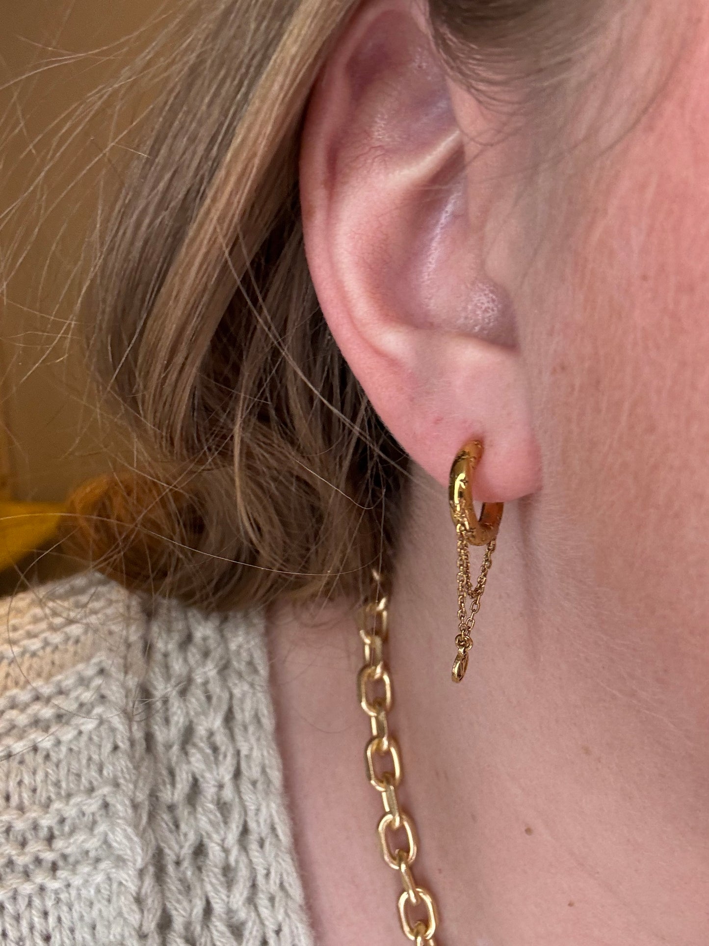 Louis Vuitton Boucle D'oreille Mini Hoop Nanogram Gold Hoop Chain Earrings