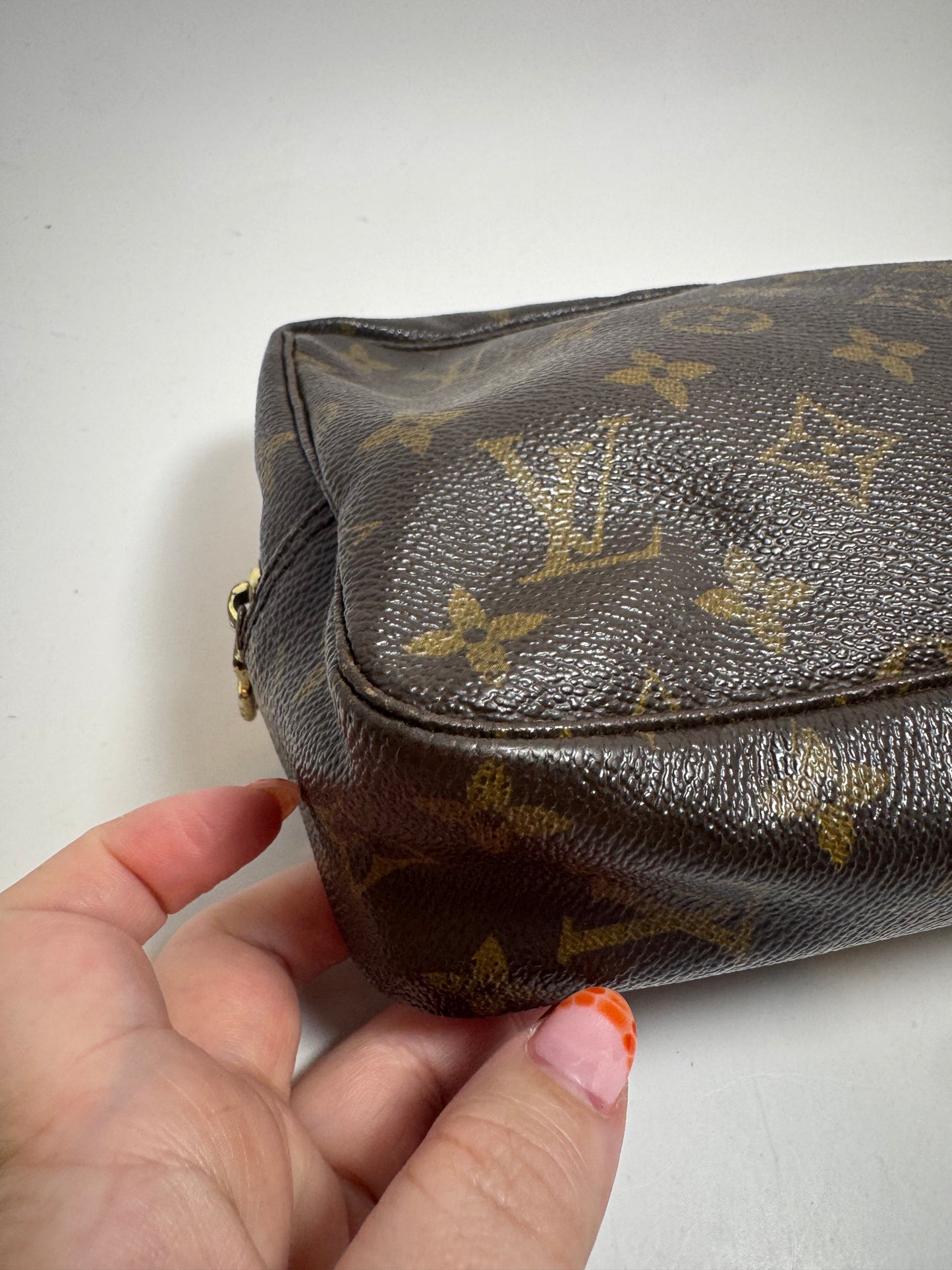 Louis Vuitton Trousse 23 Monogram Cosmetic Case/Toiletry Bag
