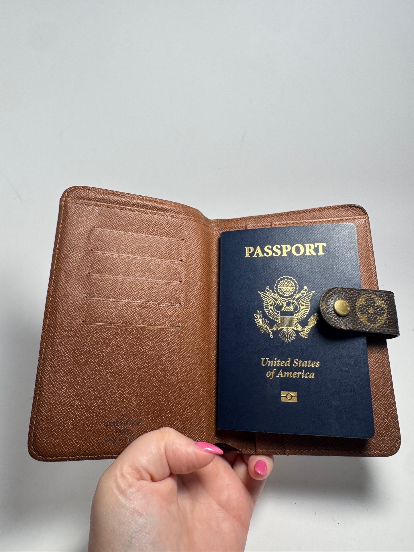 Louis Vuitton Porte Papier Wallet/Passport Holder in Monogram Made in France October 2006
