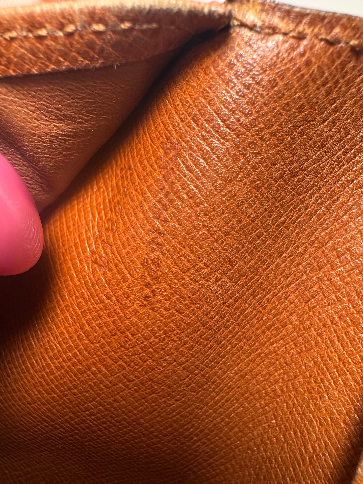 Louis Vuitton Monogram Passport Holder/Slim Wallet