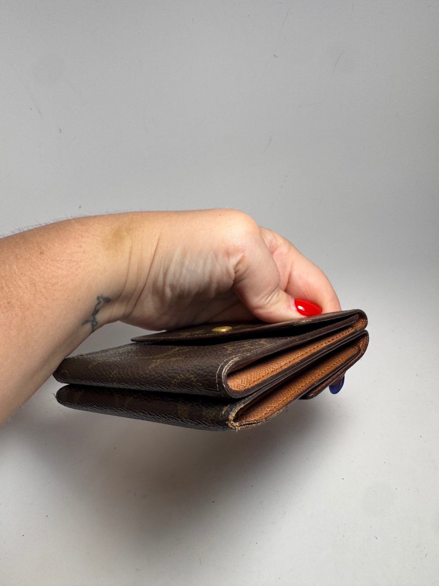Louis Vuitton Elise Monogram Trifold Wallet