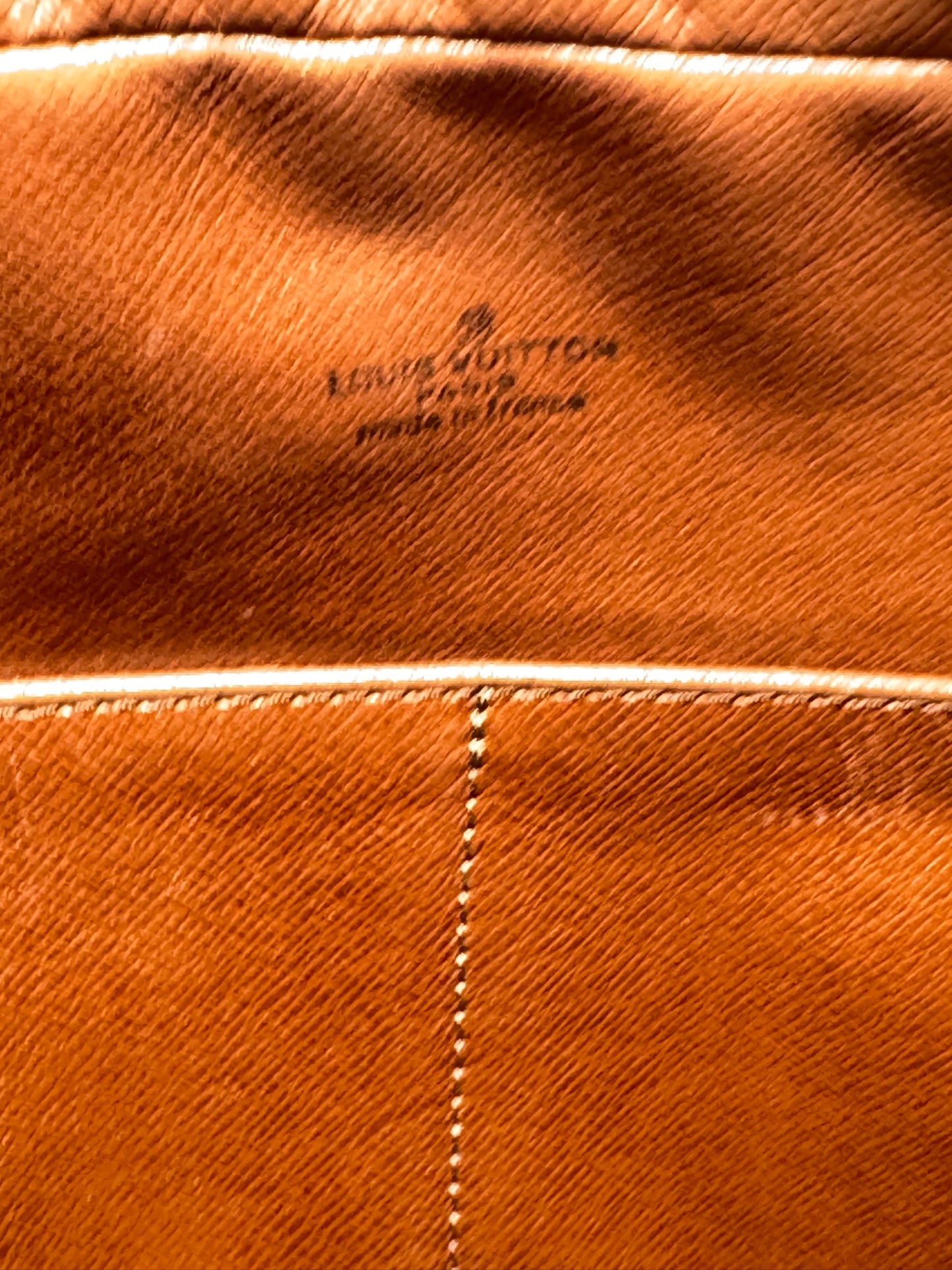 Louis Vuitton Compiegne 28 Pouch/Toiletry Bag