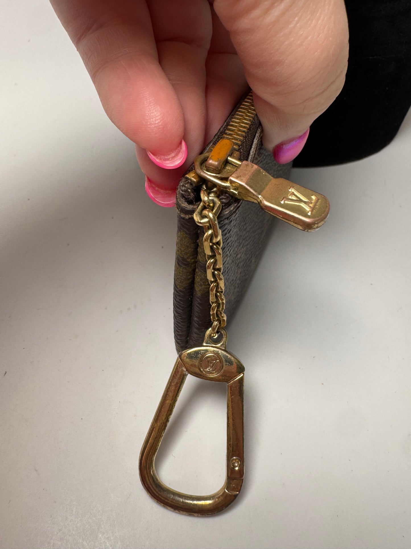 Louis Vuitton Key Cles/Key Pouch in Monogram