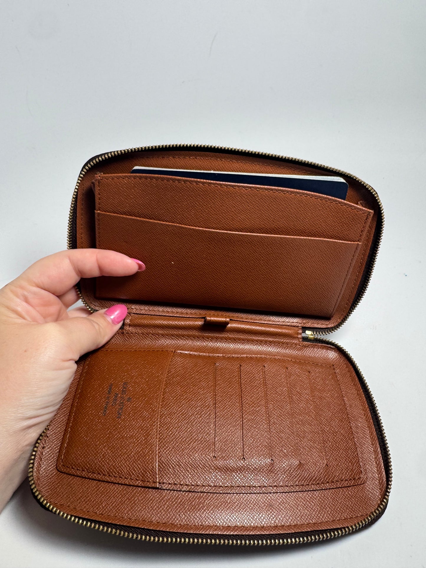 Louis Vuitton Monogram Geode Organizer Zippy Wallet- Fits IPhone