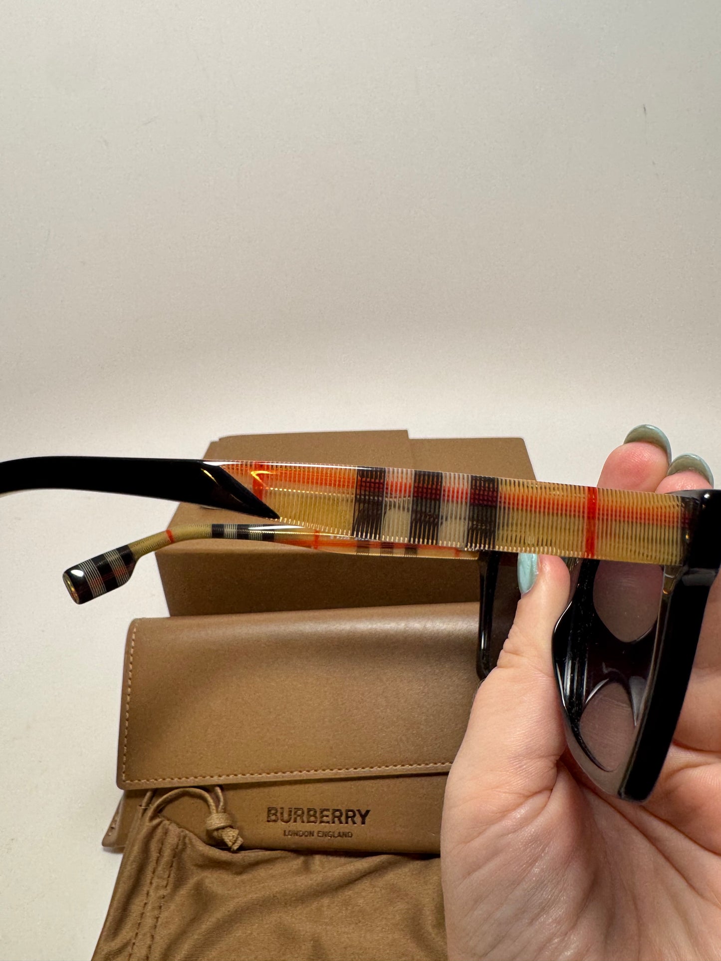 Burberry BE4335 Maple Black Square Sunglasses – Check Plaid Arms, Made in Italy