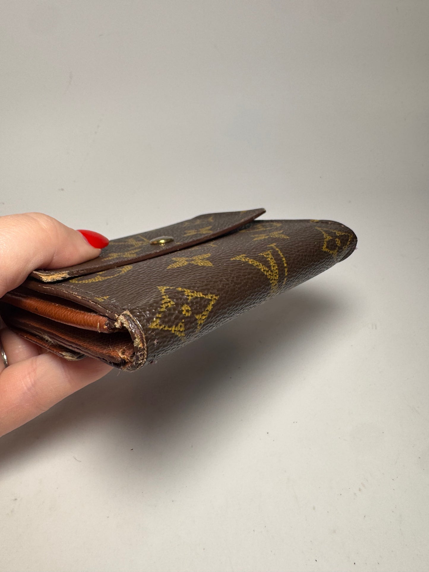 Louis Vuitton Elise Monogram Trifold Wallet