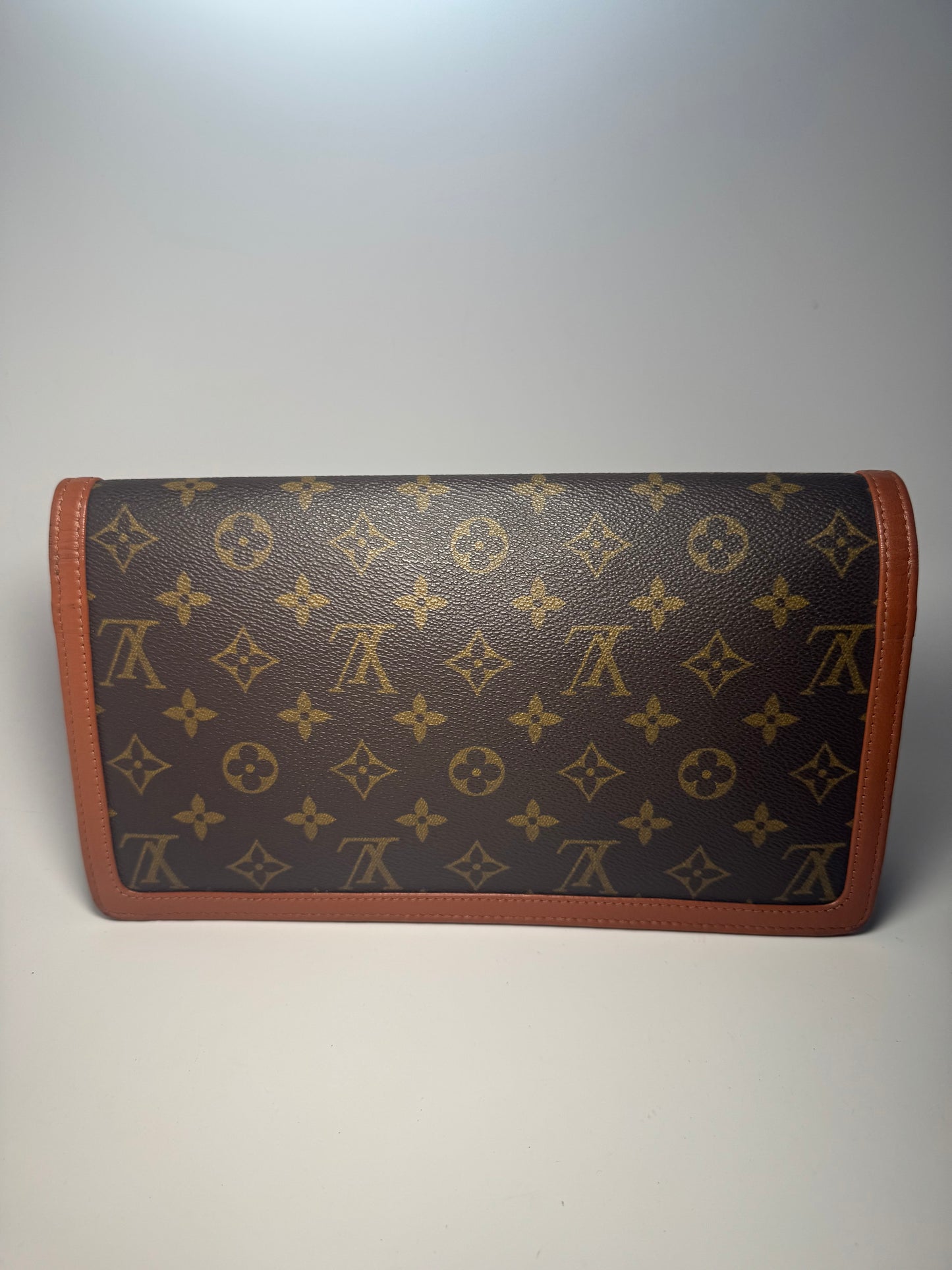 Louis Vuitton Pochette Dame Monogram Clutch