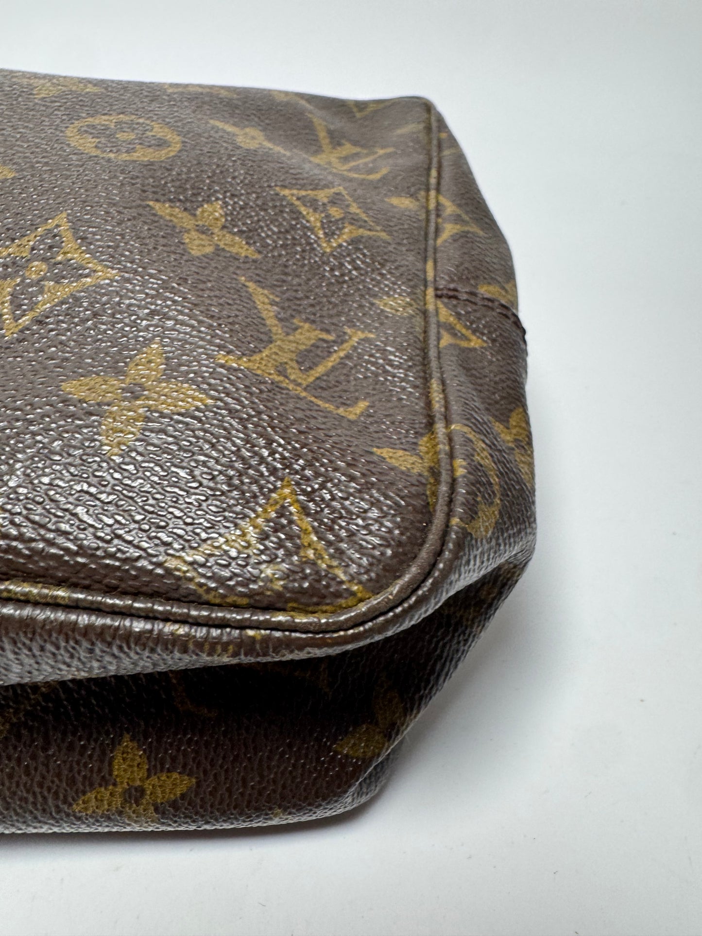 Louis Vuitton Trousse Monogram Makeup Bag/Toiletry Bag