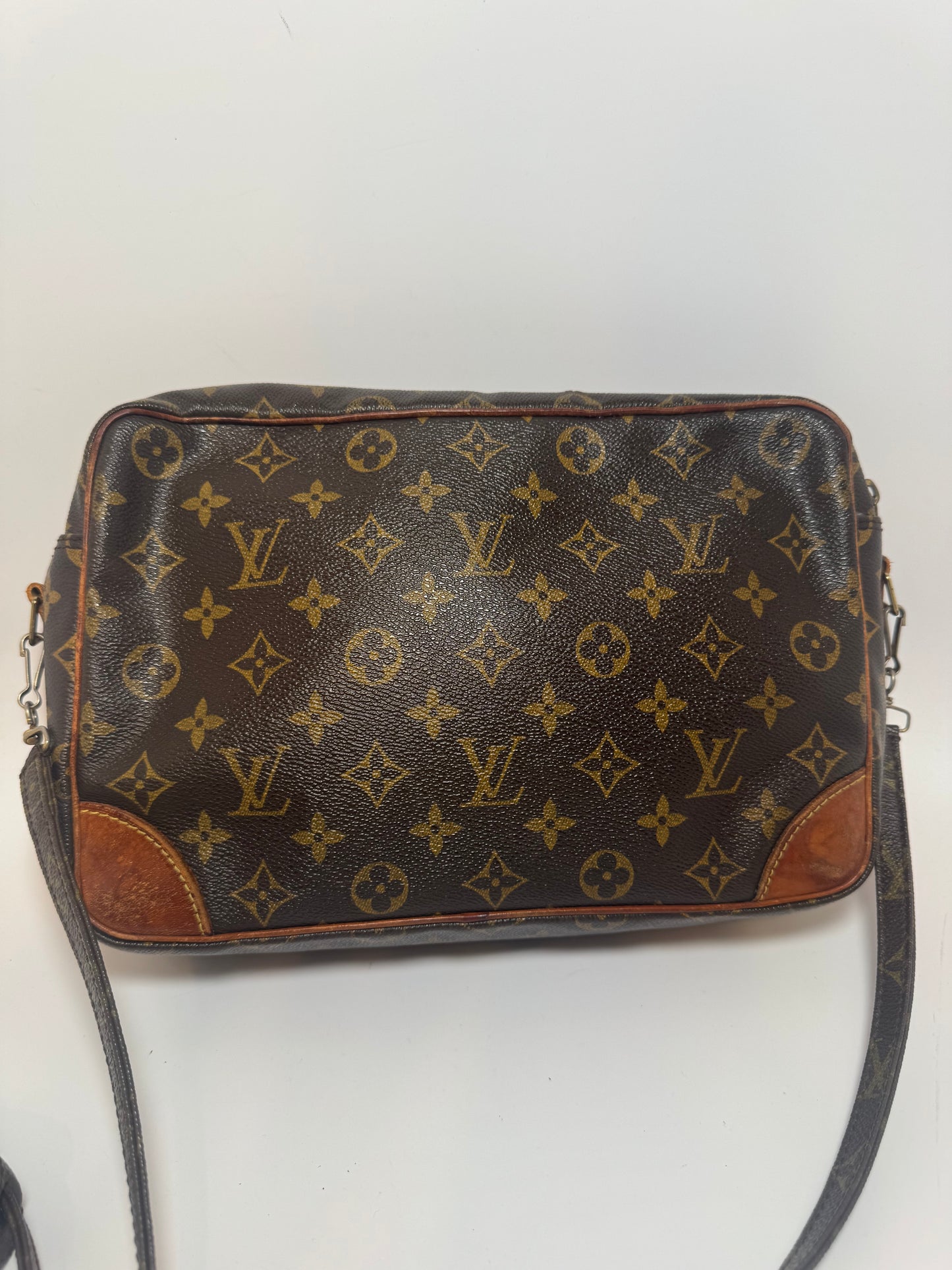 Louis Vuitton Trocadéro Monogram Crossbody/Shoulder Bag - Vintage