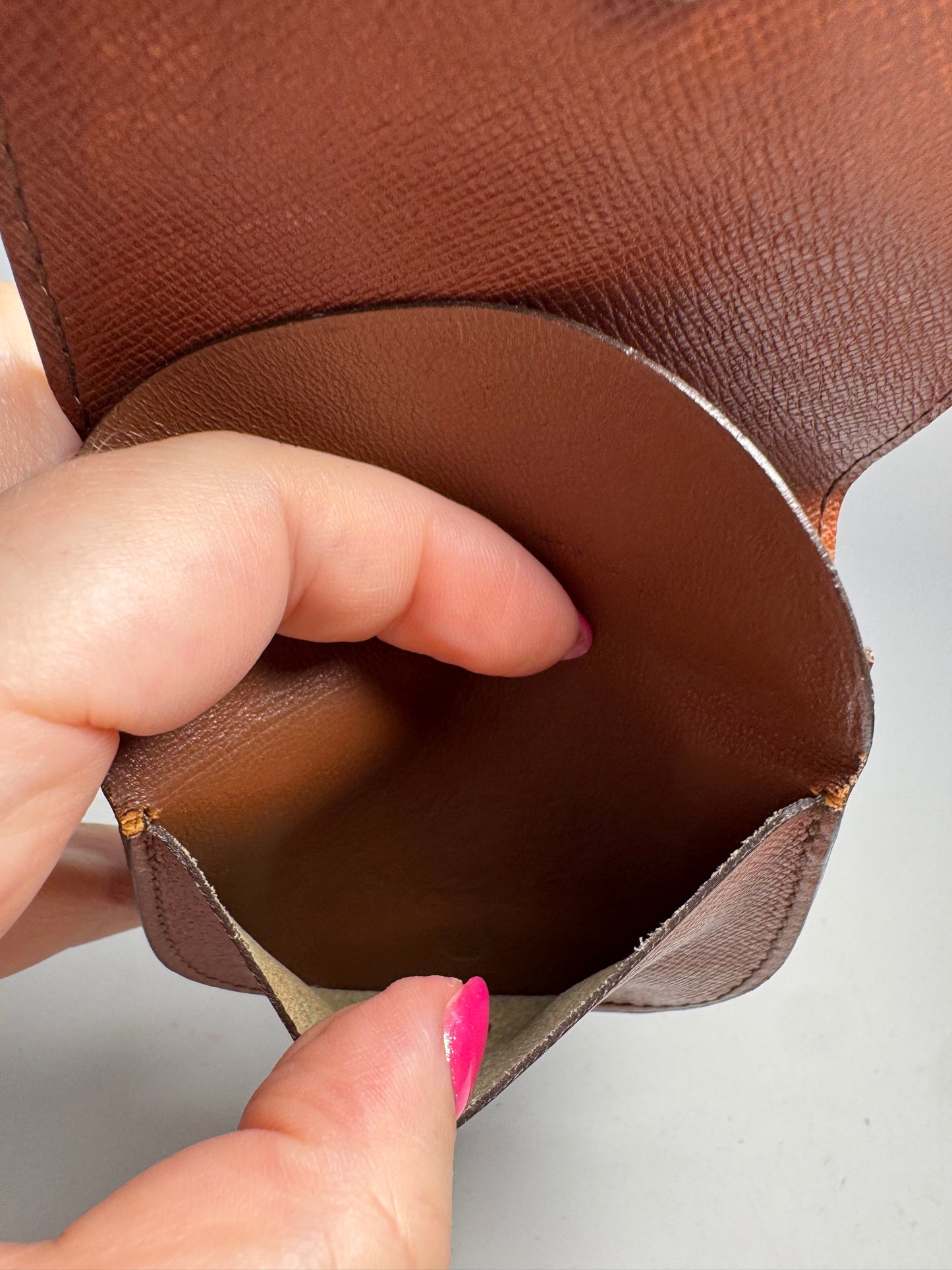 Louis Vuitton Monogram Porte Monnaie Gousset Coin Purse/Pouch