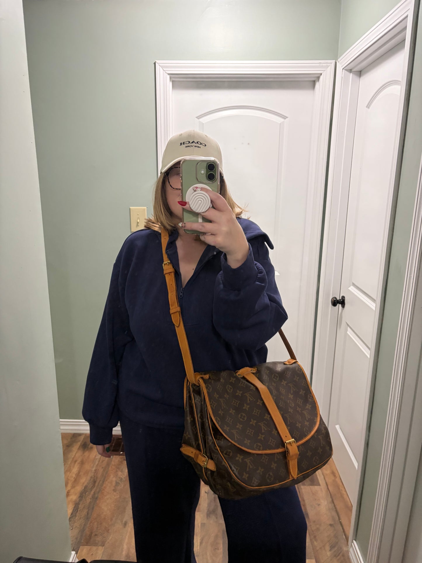 Louis Vuitton Samur 35 Monogram Crossbody