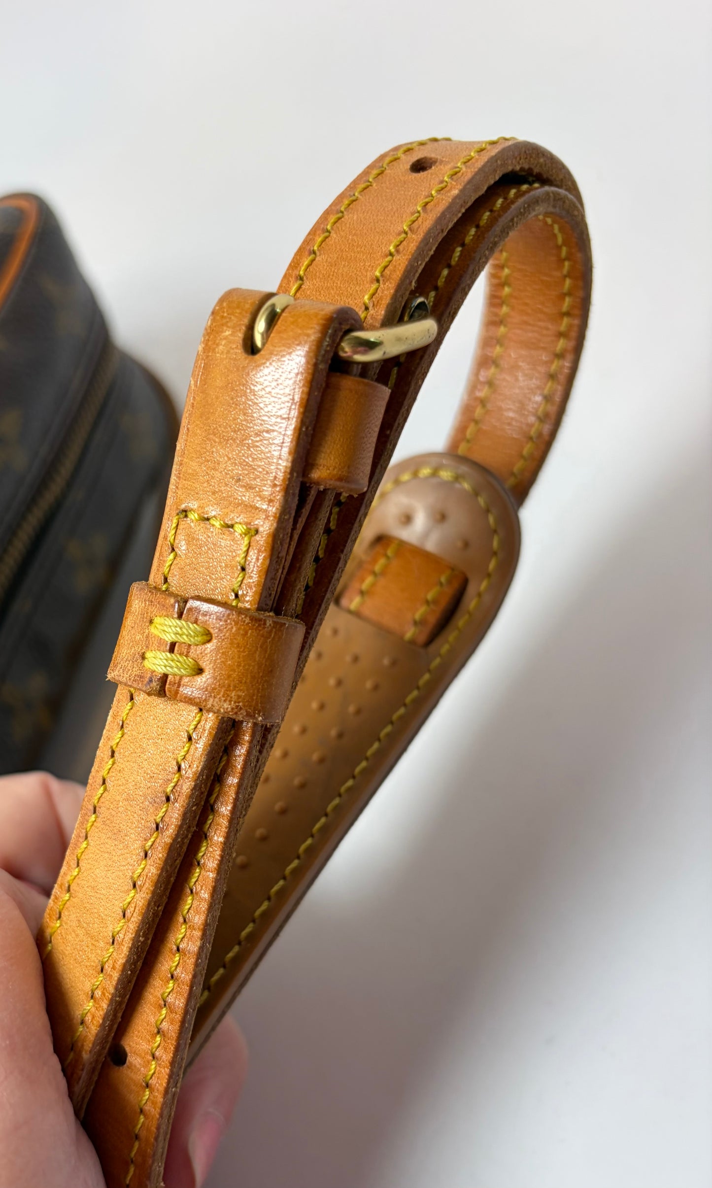 Louis Vuitton Trocadero 27 Monogram Crossbody