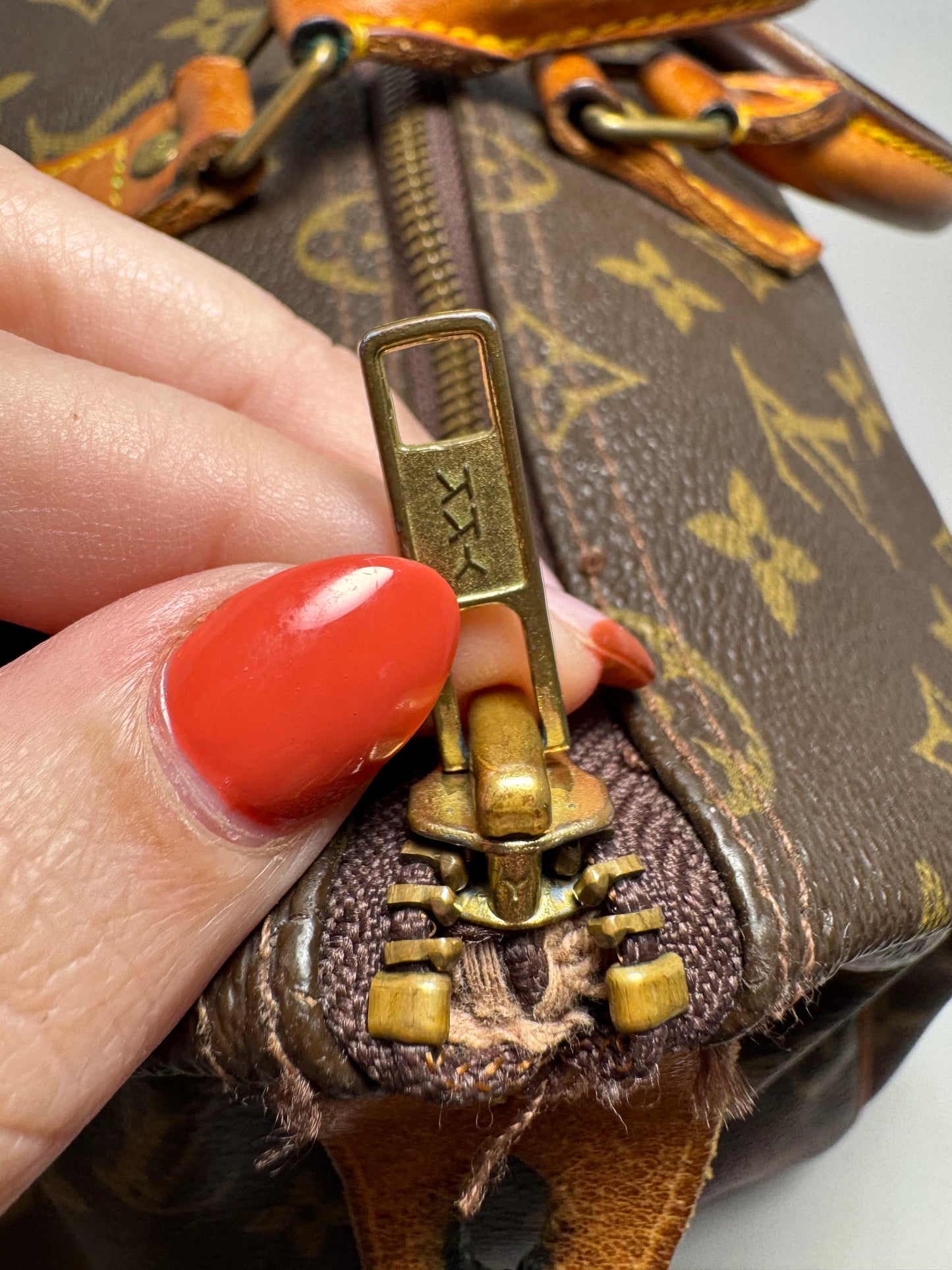 Louis Vuitton Speedy 35 Monogram