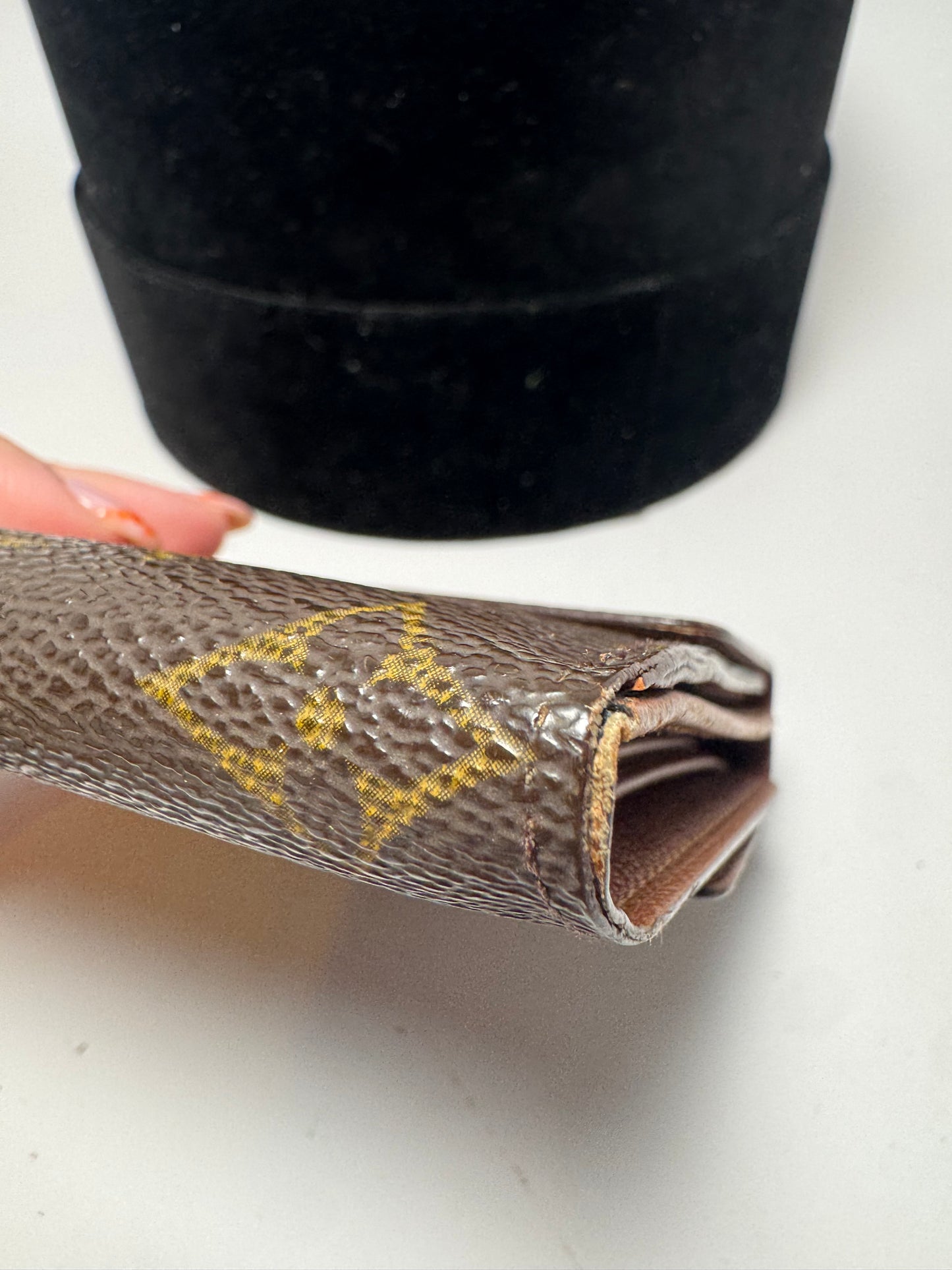Louis Vuitton Elise Monogram Wallet - Fair Condition