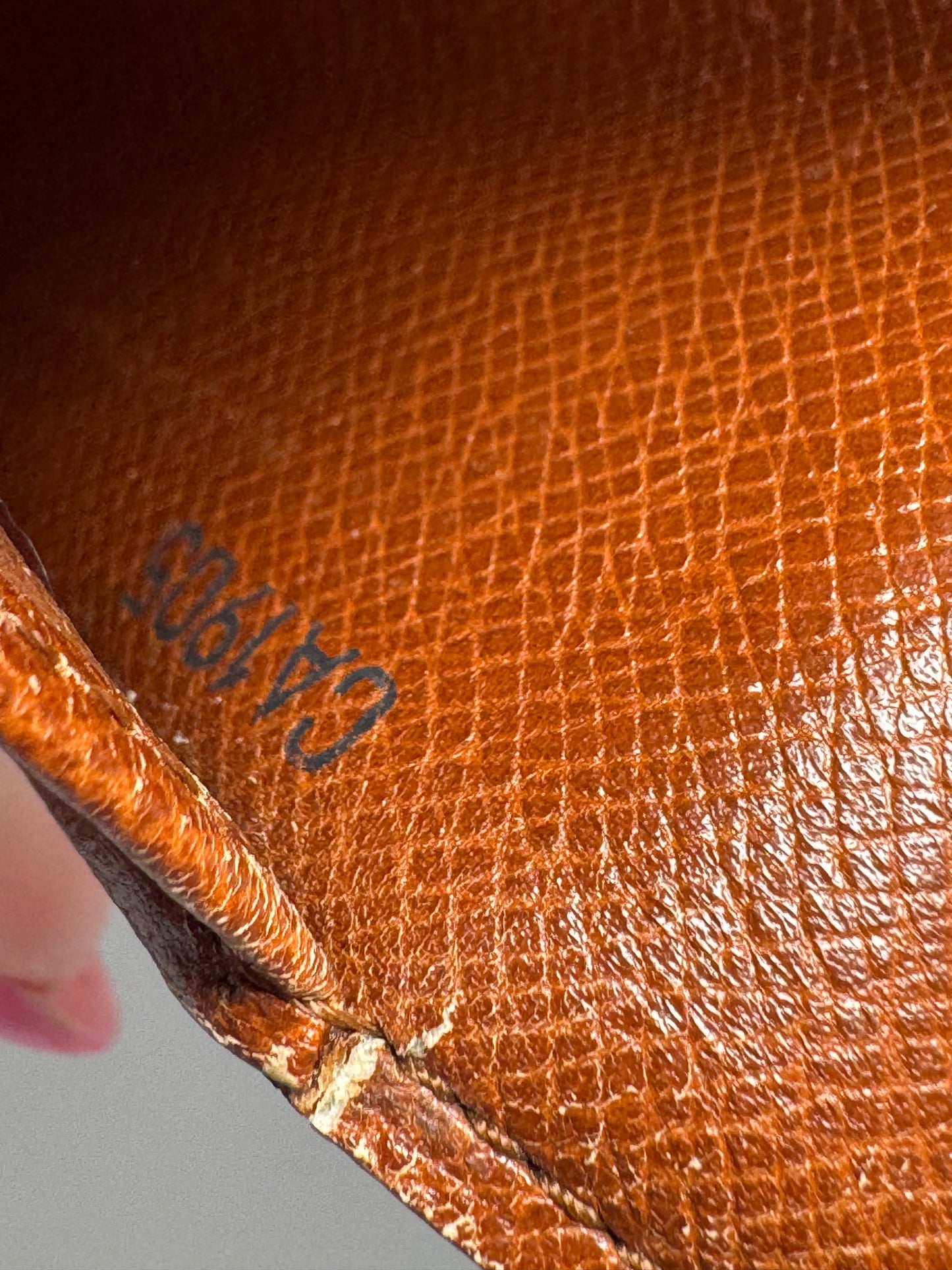 Louis Vuitton Agenda PM Monogram Planner/Passport Holder Made in Spain October 1995
