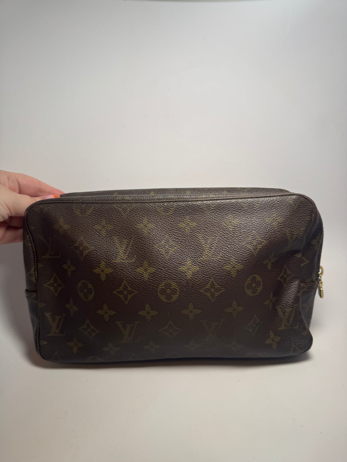 Louis Vuitton Trousse 28 Monogram Makeup Bag/Pouch