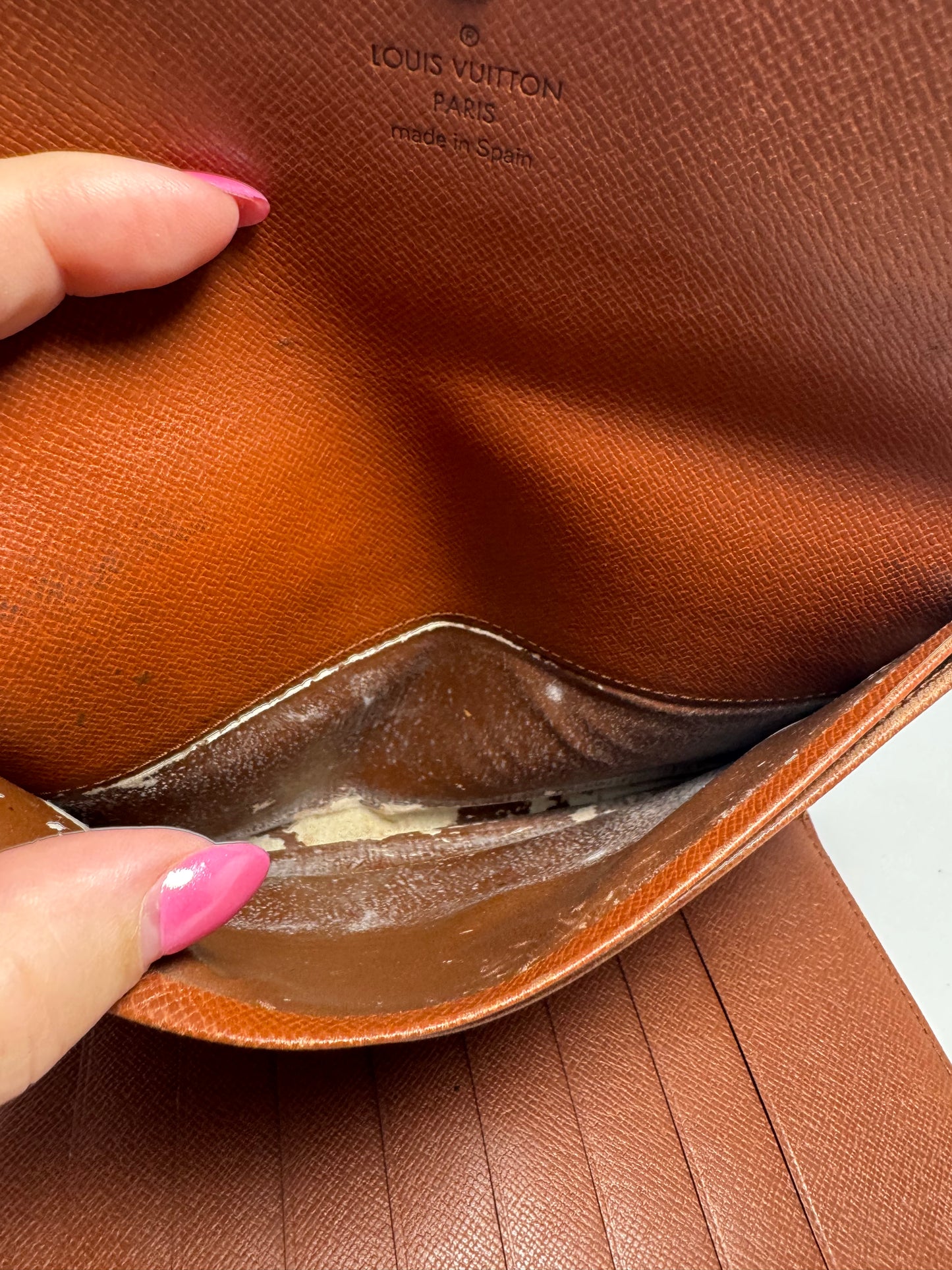 Louis Vuitton Pochette Trifold Wallet On Chain in Monogram/Passport Holder Made in Spain in July 1996