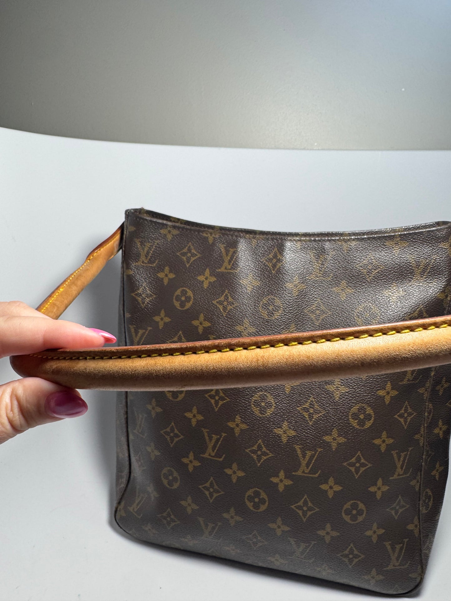 Louis Vuitton Looping GM Monogram in excellent condition