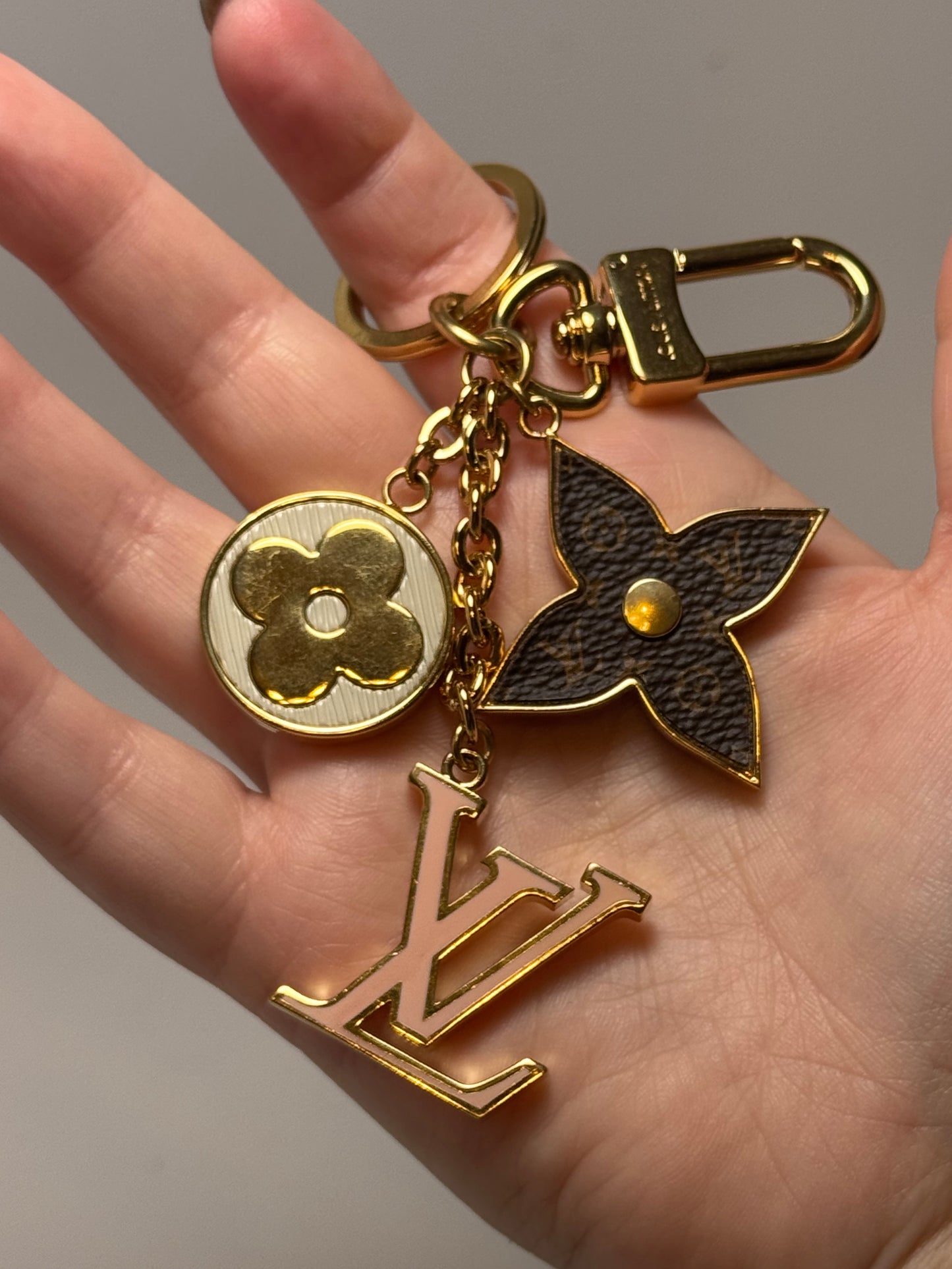 Louis Vuitton Fleur de Monogram Spring Street Bag Charm – Monogram, Pink & Gold