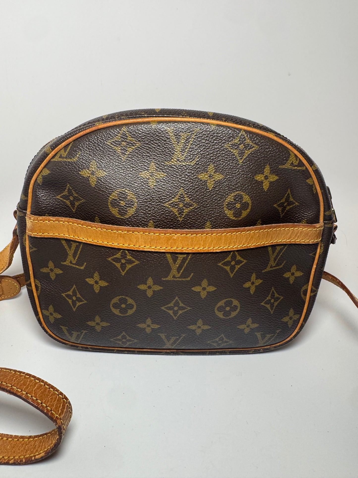 Louis Vuitton Senlis Monogram Bag- Pre Date Code