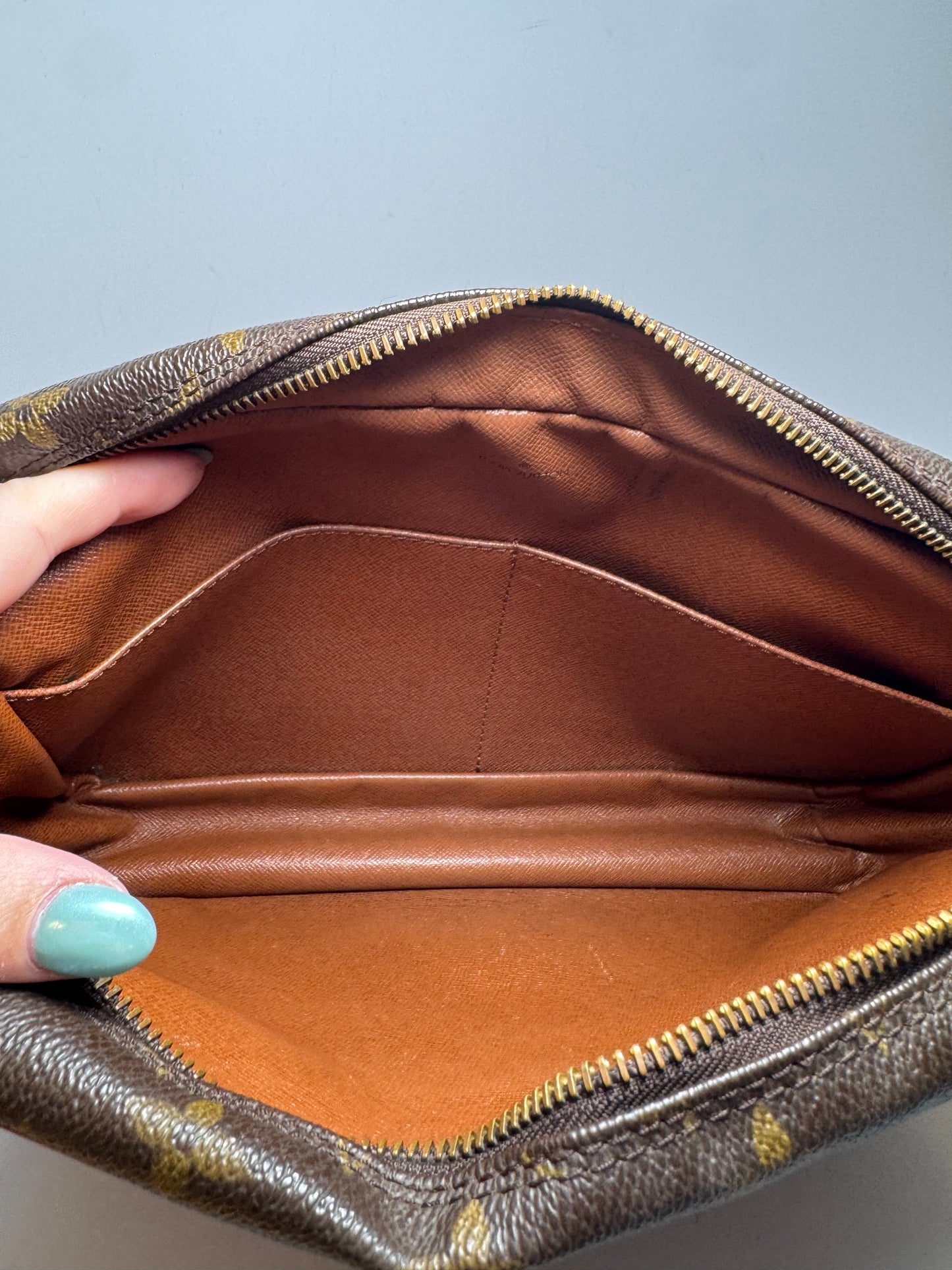 Louis Vuitton Compiegne 28 Monogram Travel Pouch