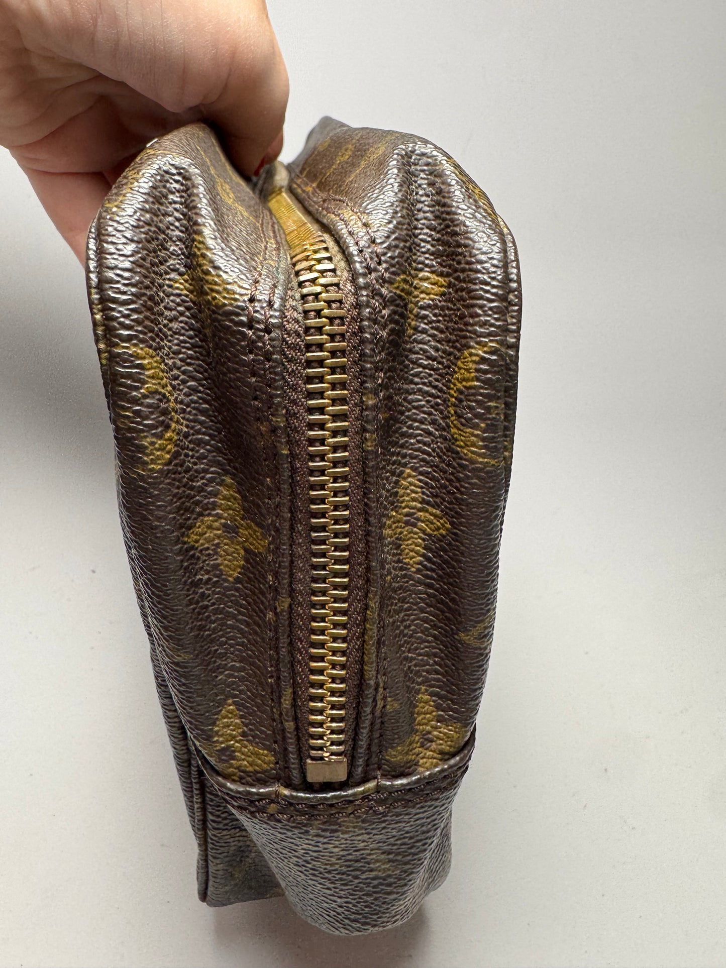 Louis Vuitton Trousse Monogram Makeup Bag/Toiletry Bag
