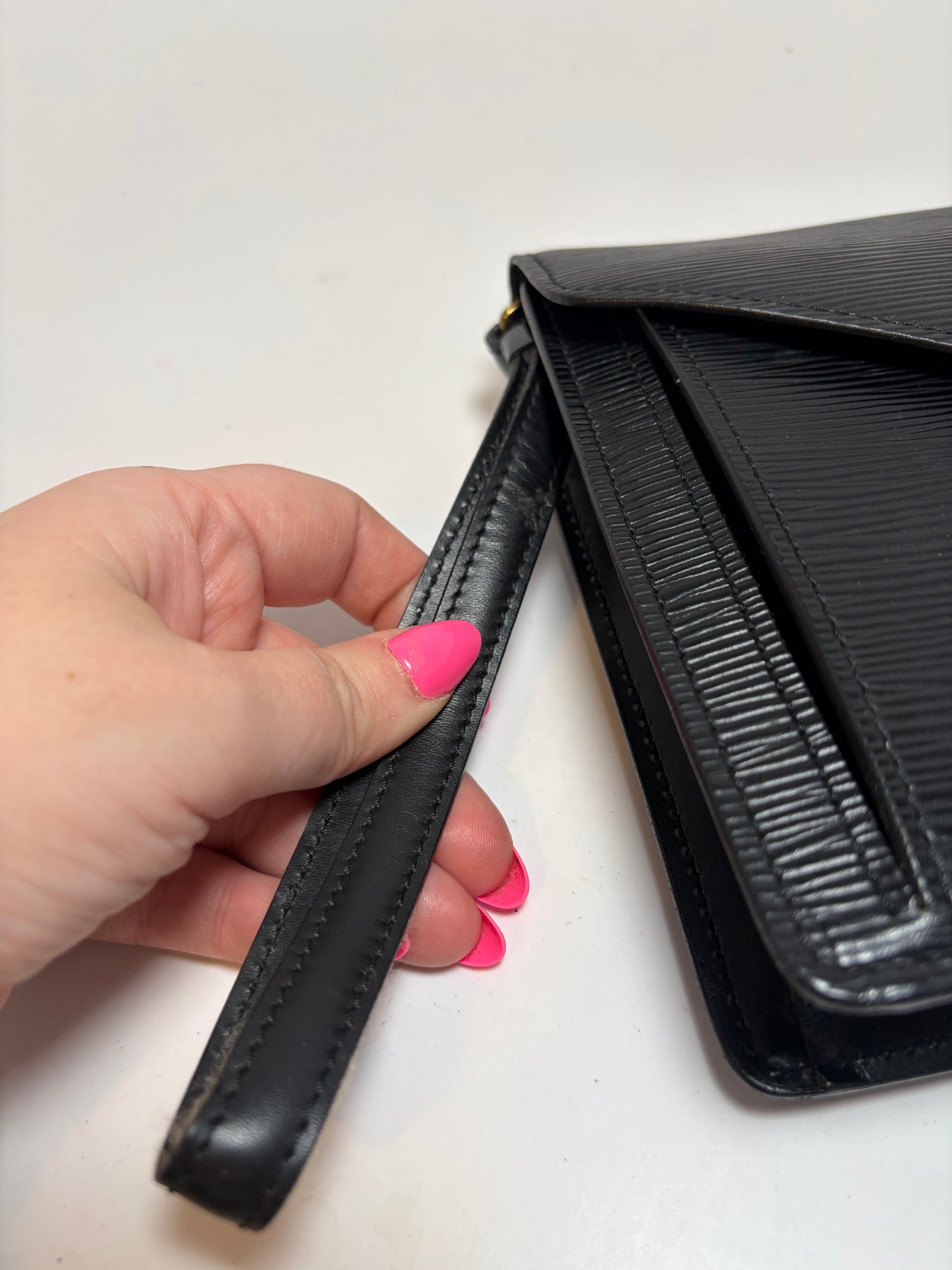 Louis Vuitton Pochette Sellier Draggone Clutch/Wristlet Black Epi Leather