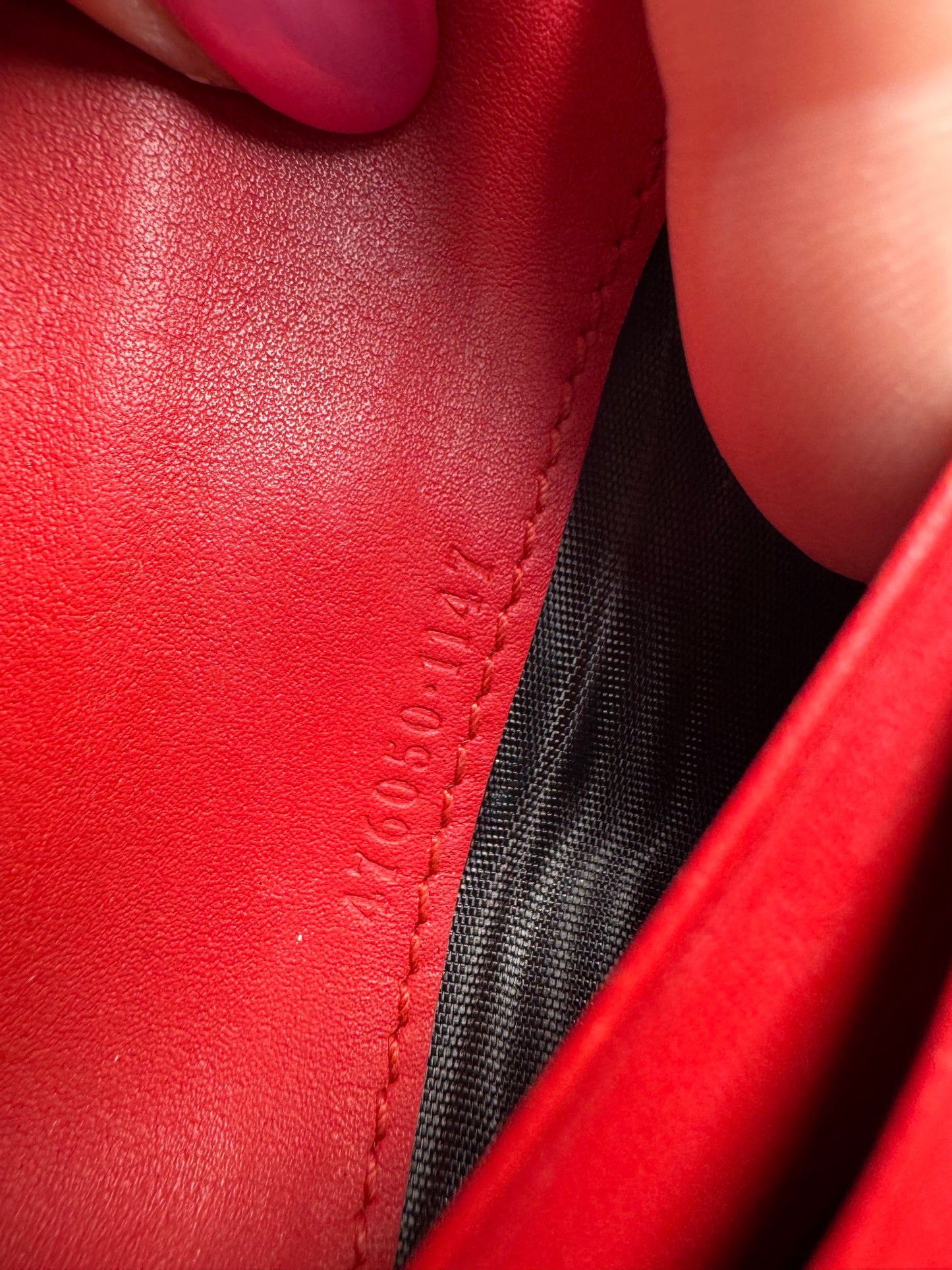 Gucci Cherry Web Card Case w/Enamel Gucci Wallet Made in Italy