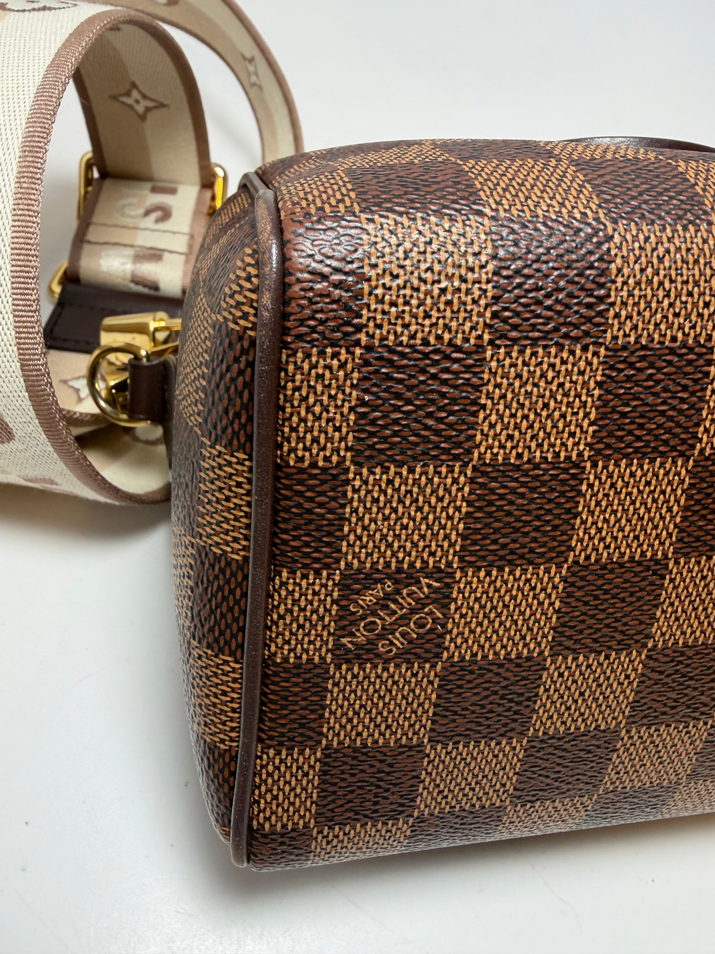 Louis Vuitton Speedy 20 Bandouliere Damier Ebene w/COA, dust bag & box