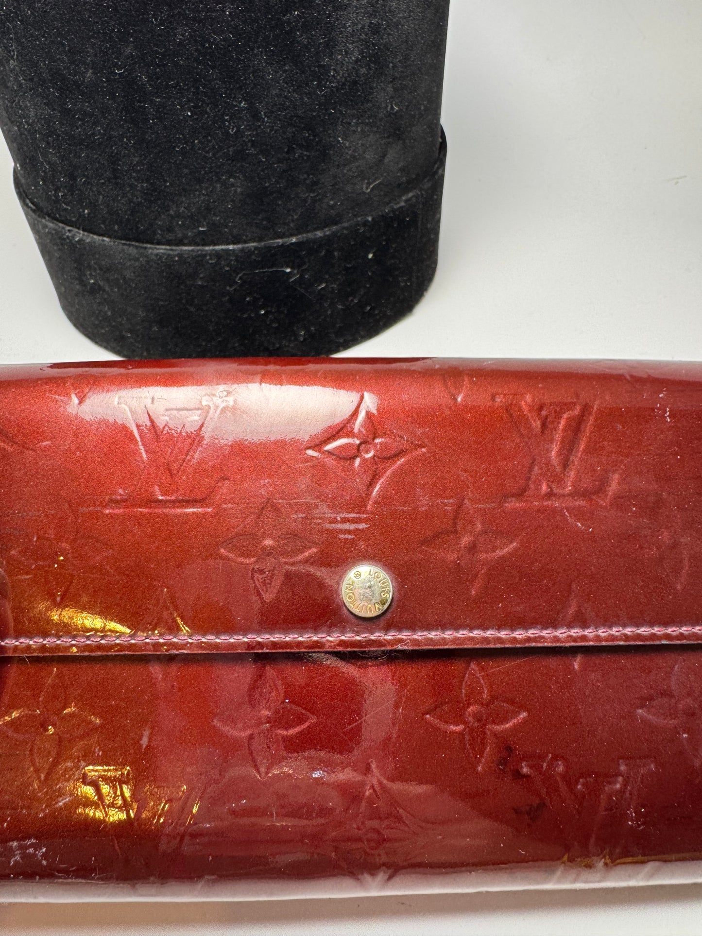 Louis Vuitton Sarah Vernis Leather Burgundy Wallet- Fair Condition