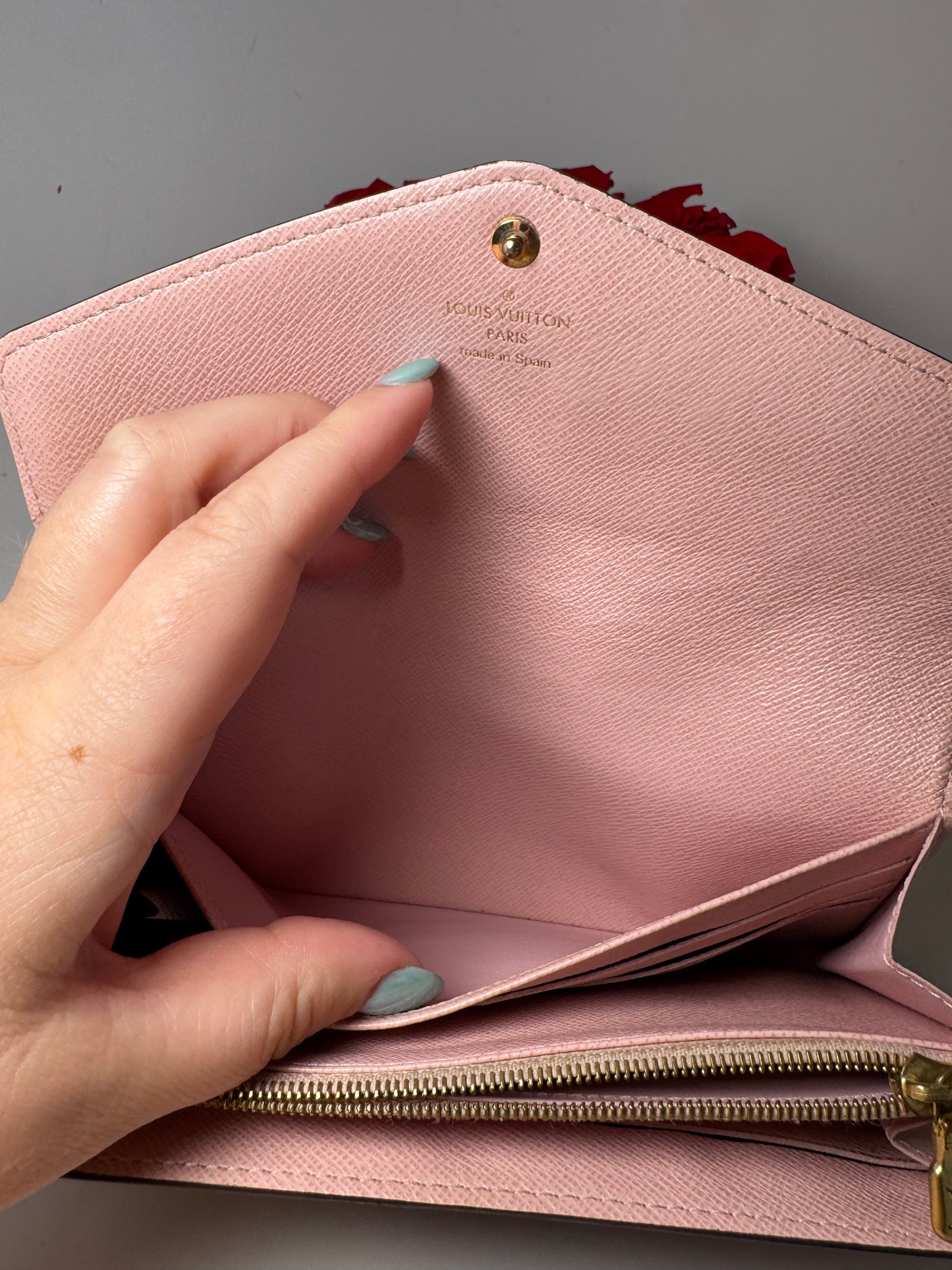Louis Vuitton Damier Ebene Sarah Wallet w/Ballerine Pink Interior