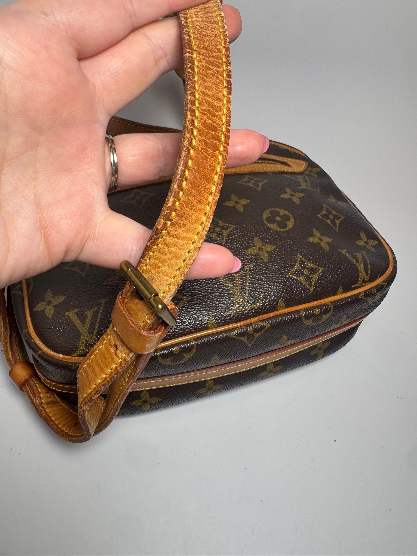 Louis Vuitton Senlis Monogram Bag- Pre Date Code