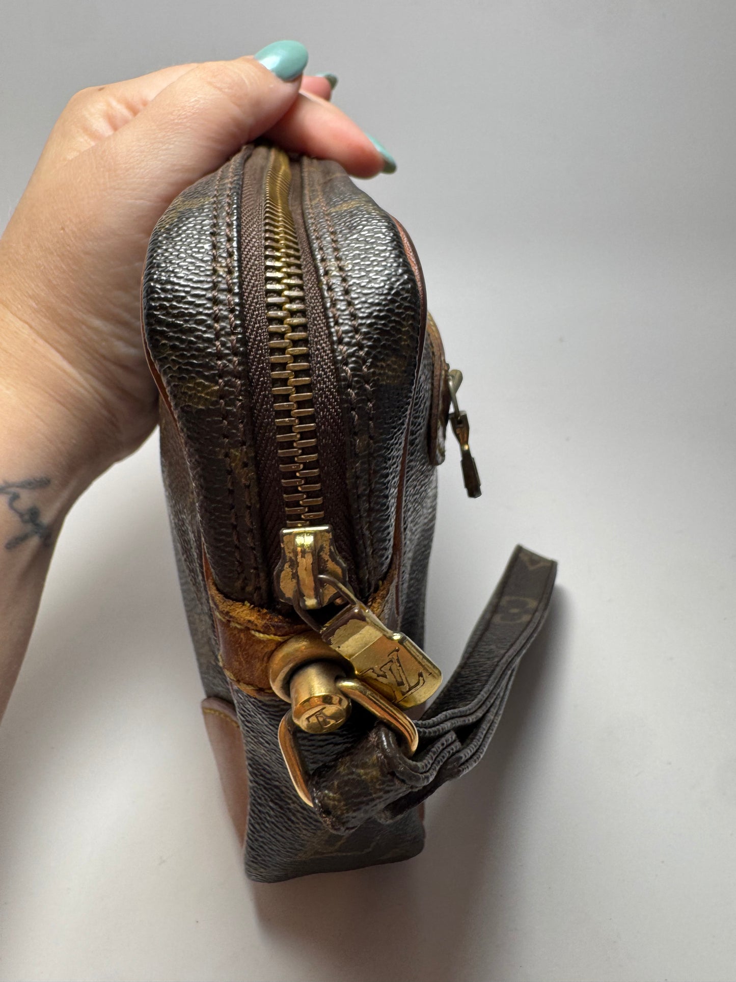 Louis Vuitton Marley Draggone Clutch Monogram Fair Condition
