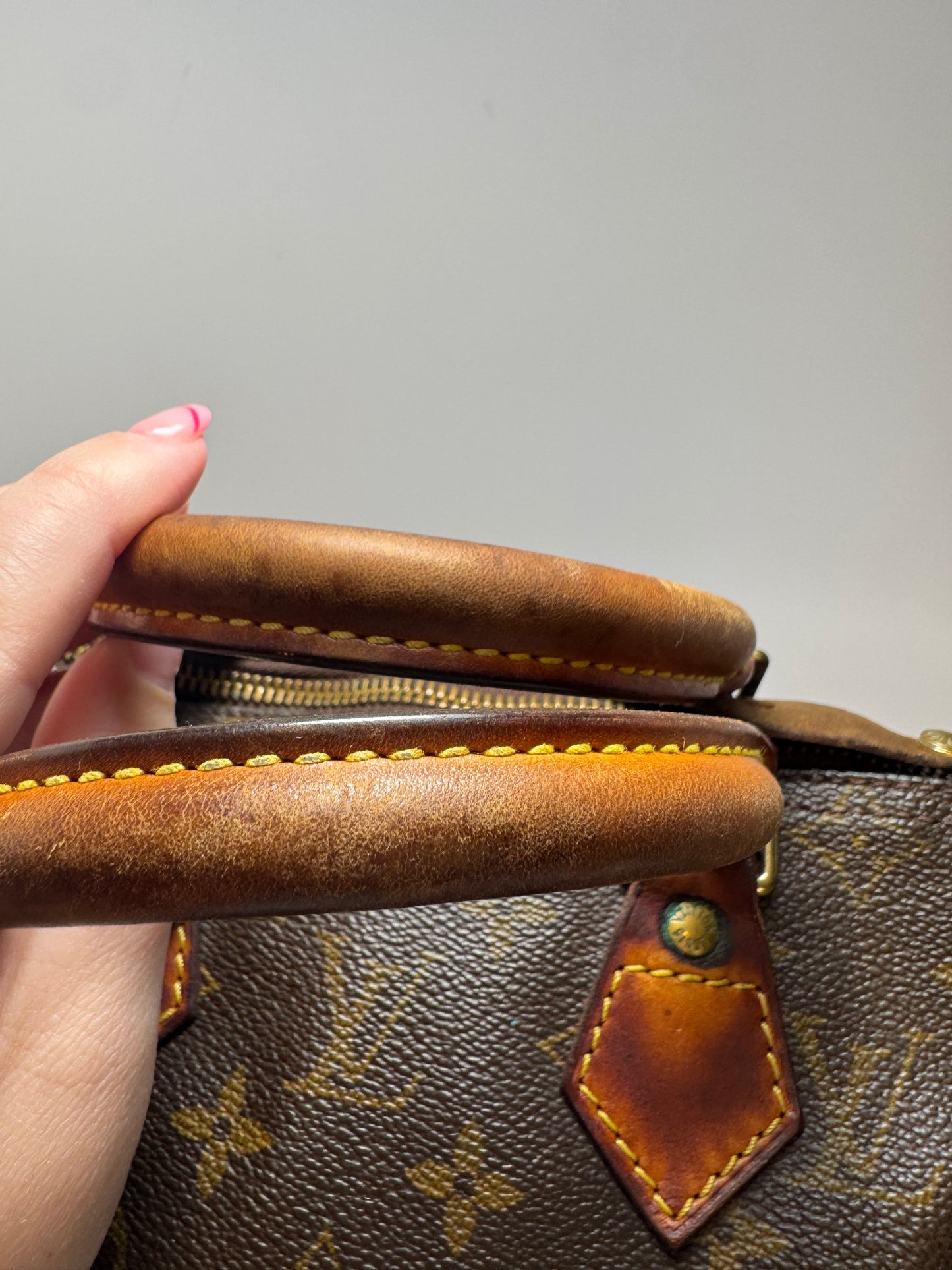 Louis Vuitton Vintage Speedy 25 Monogram Canvas Bag - Made in France (1999)
