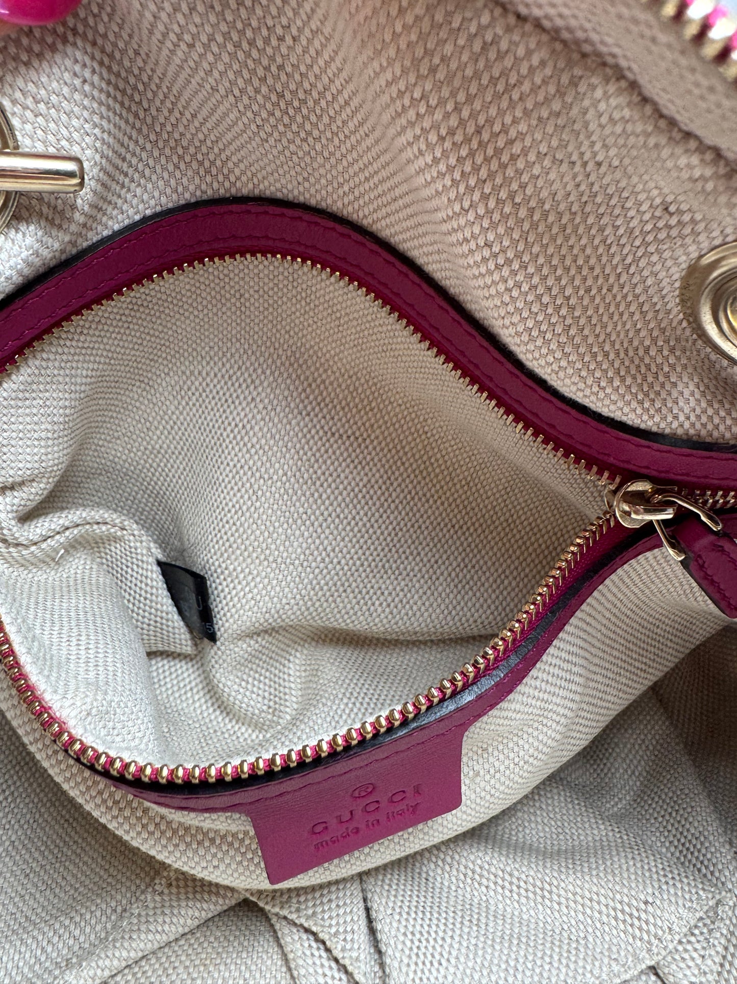 Gucci Raspberry Pink Soho Chain Strap Patent Leather