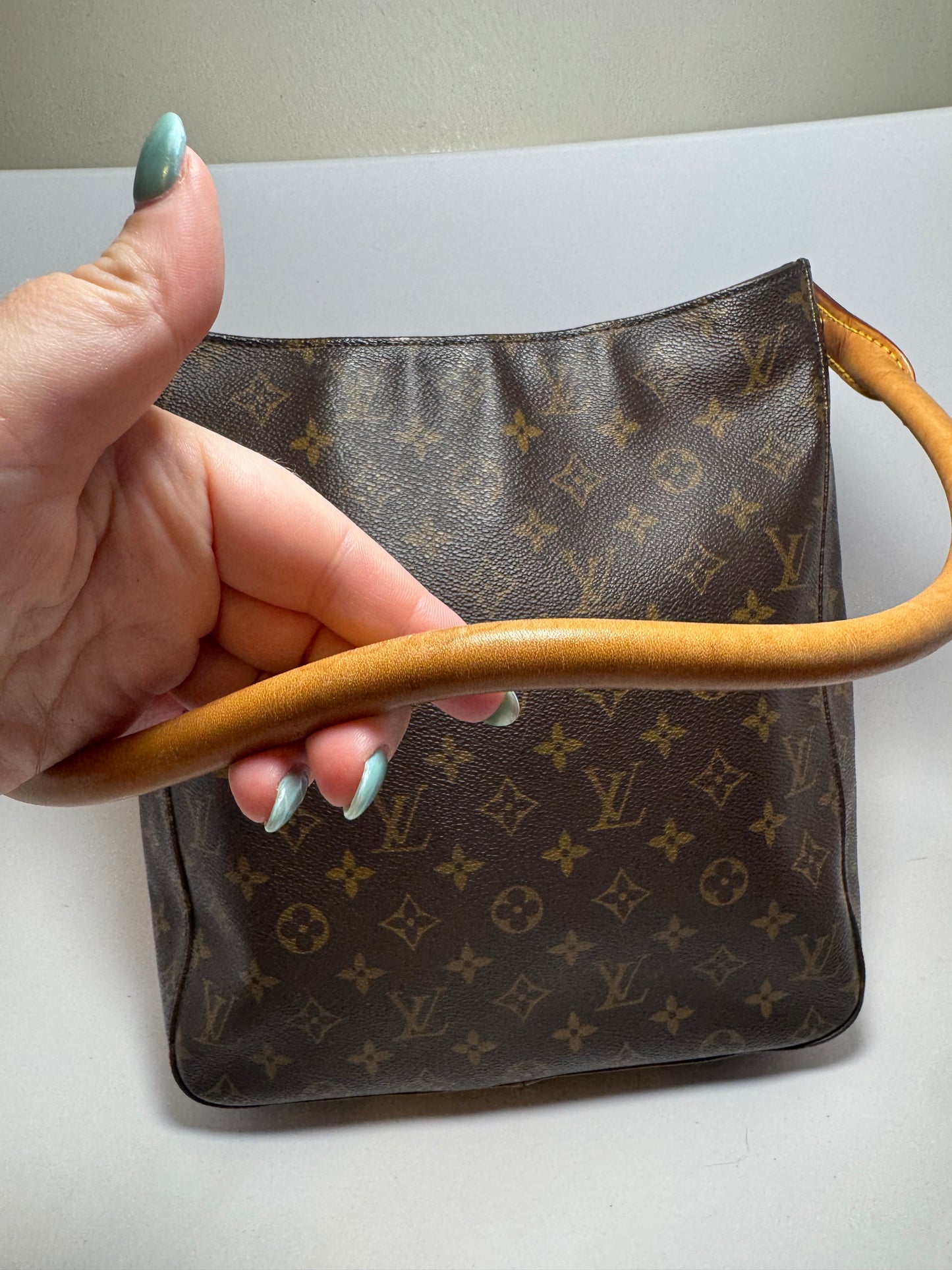 Louis Vuitton Looping GM Monogram Shoulder Bag