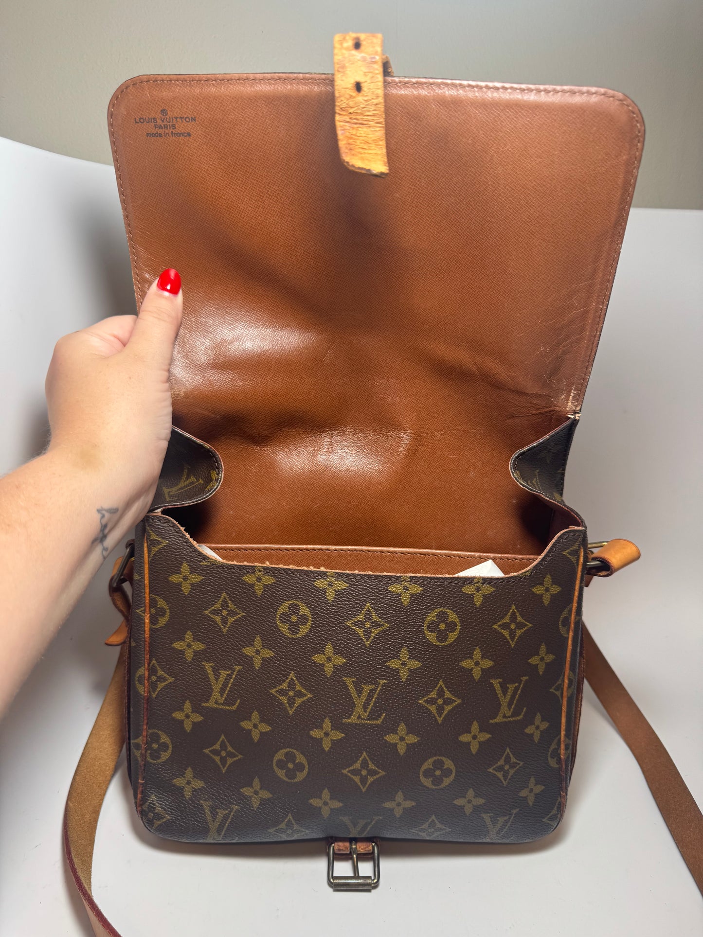 Louis Vuitton Cartouchière GM Monogram Crossbody (Vintage) Fair Condition