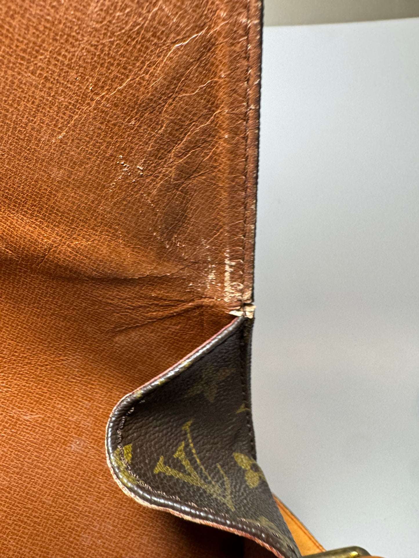 Louis Vuitton Cartouchière GM Monogram Crossbody (Vintage) Fair Condition