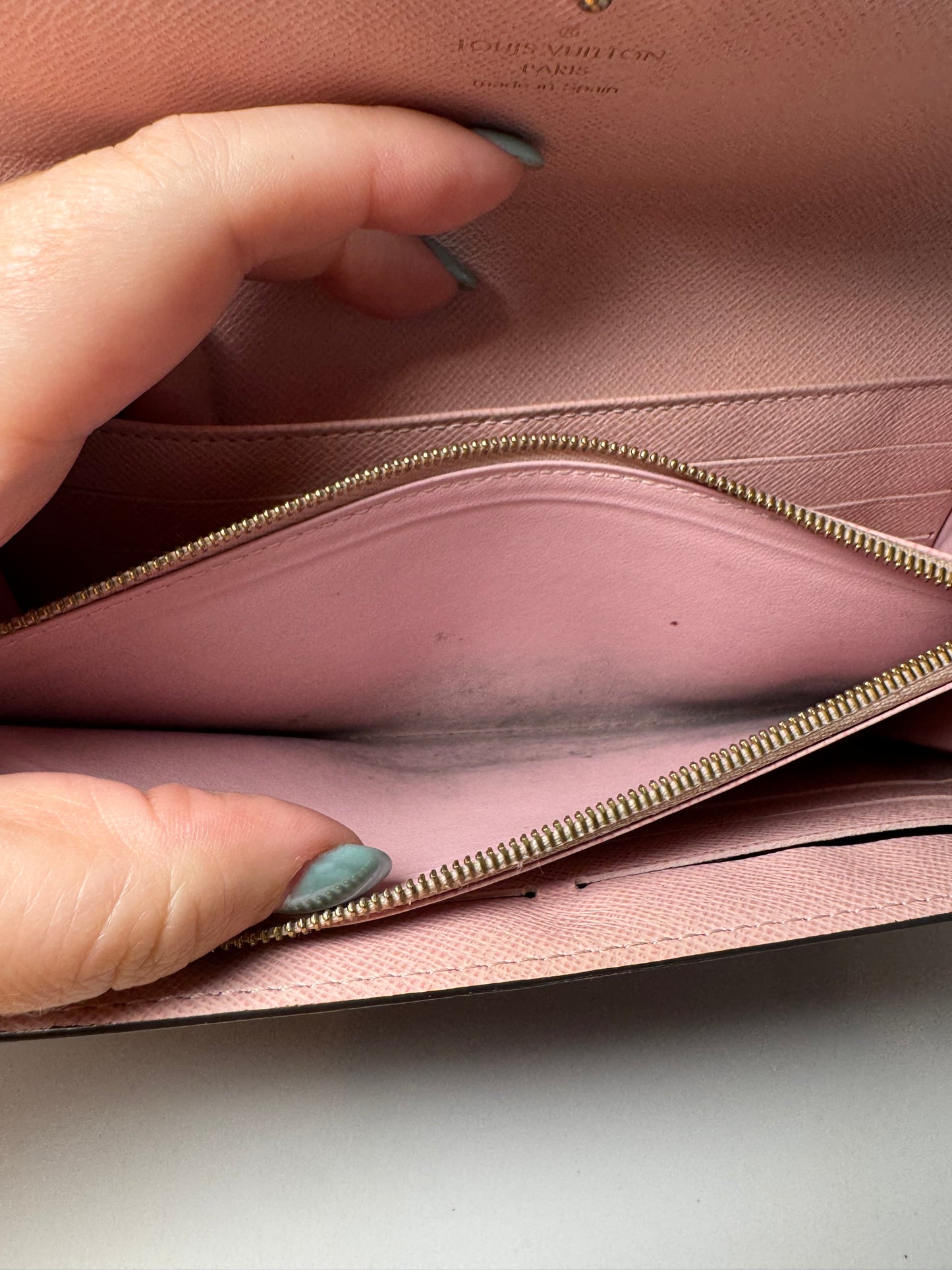 Louis Vuitton Damier Ebene Sarah Wallet w/Ballerine Pink Interior