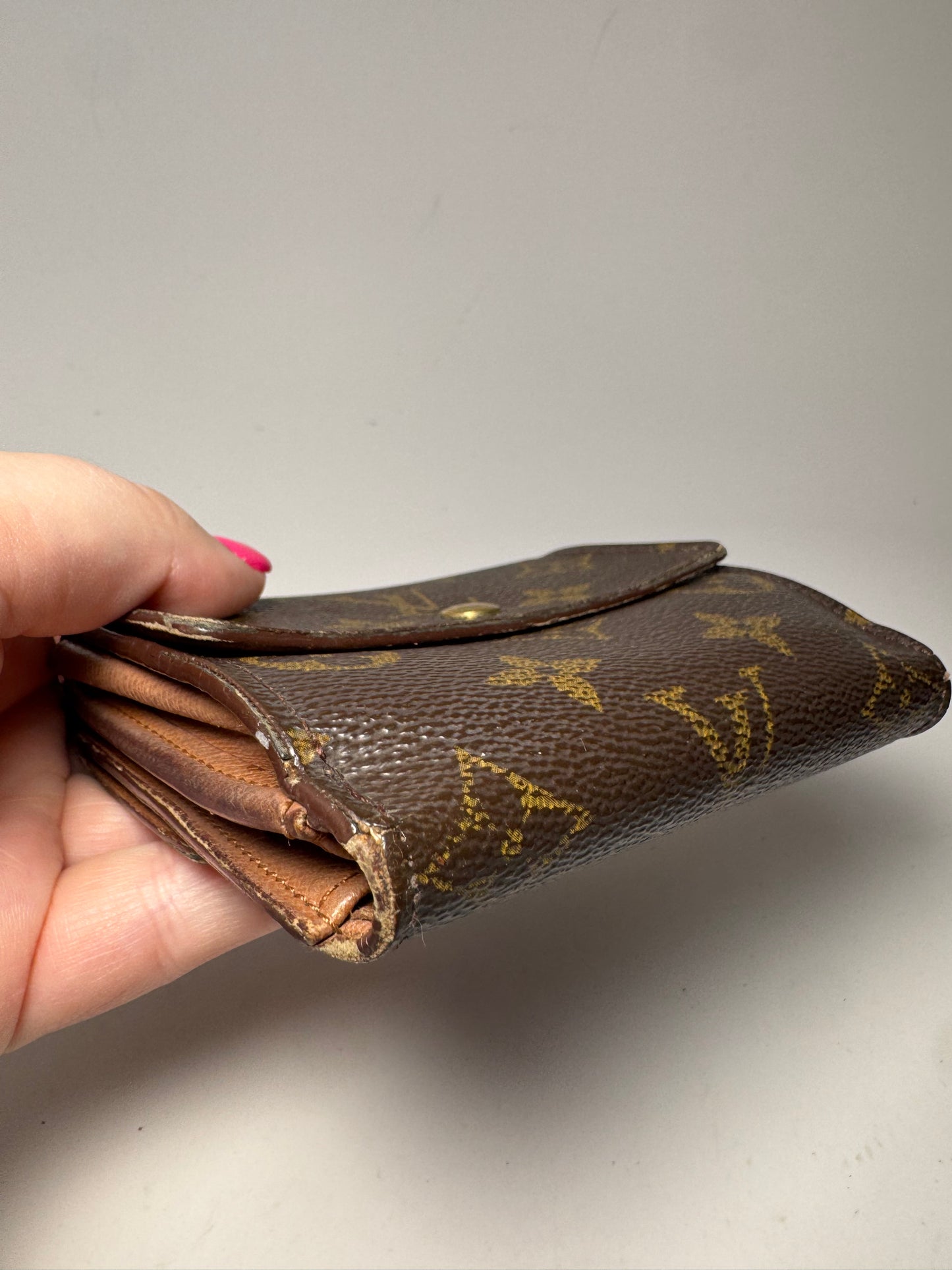 Louis Vuitton Monogram Elise Trifold Wallet