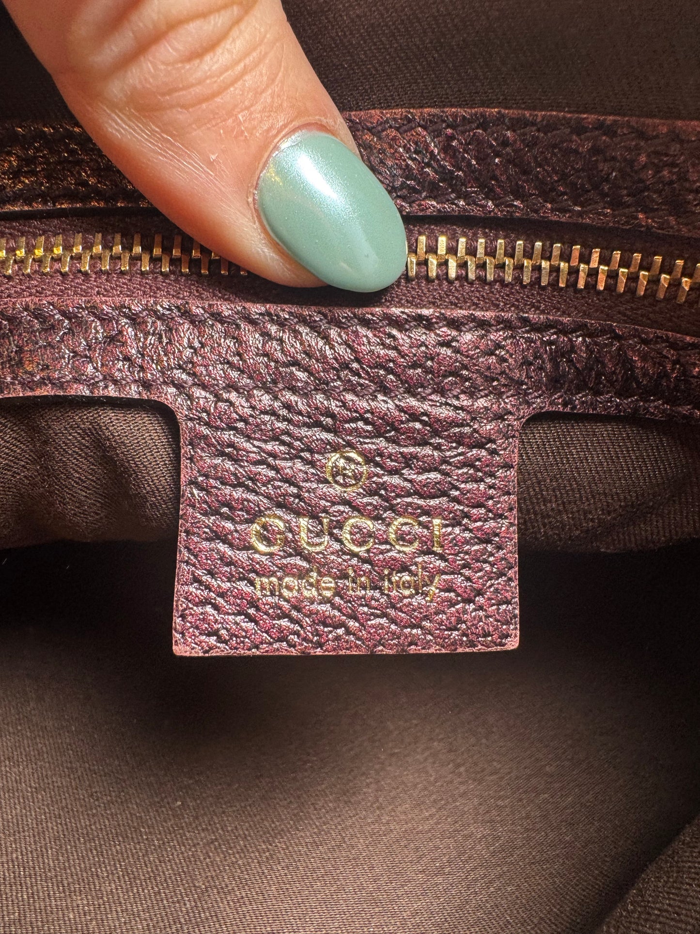 Gucci Bamboo Ring Metallic Purple Leather Shoulder Bag Crescent Hobo Bag
