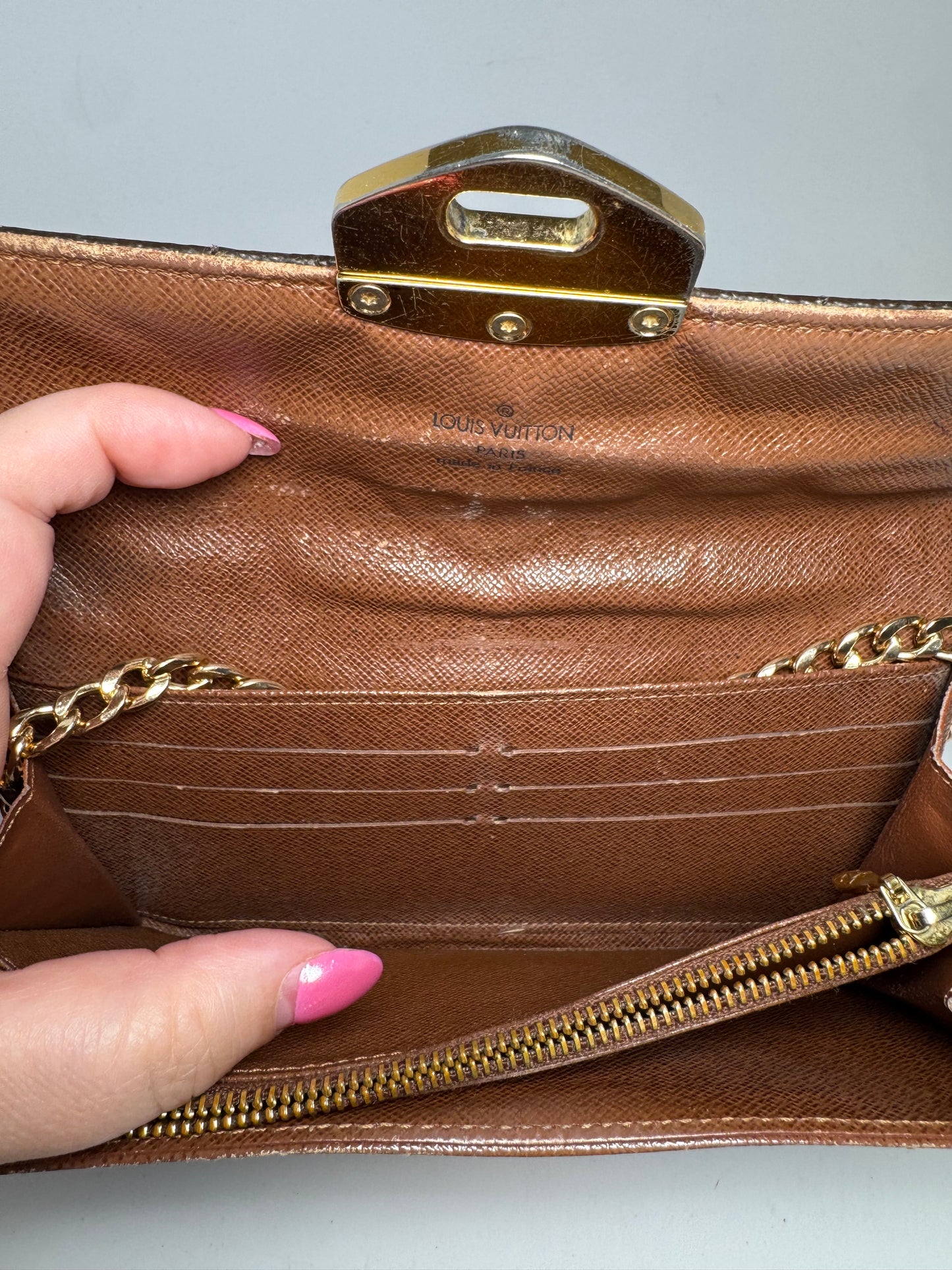 Louis Vuitton Limited Edition Etiole Sarah Wallet on Chain Monogram, Made in France 24th week of 2011