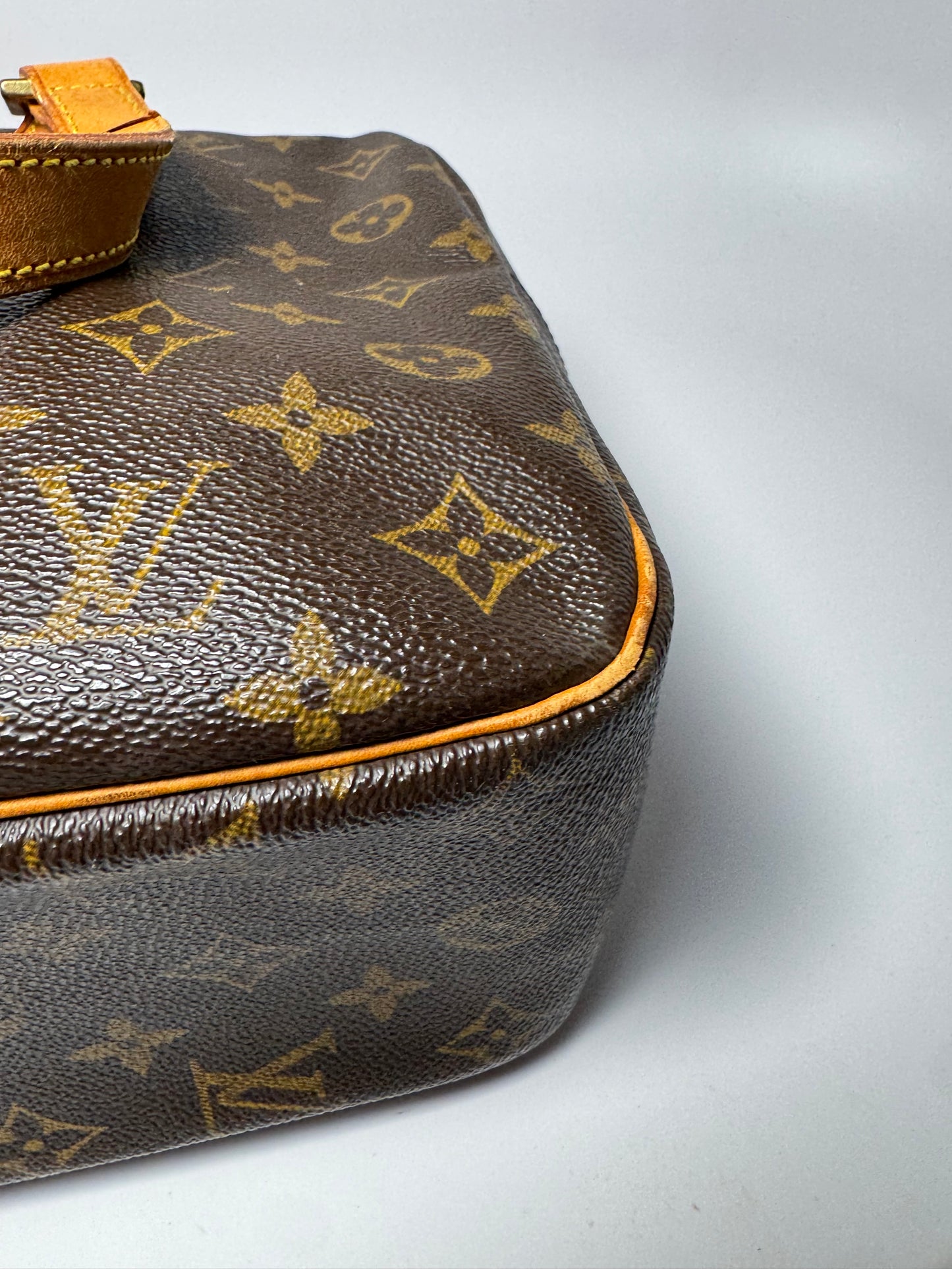 Louis Vuitton Cite GM Monogram Shoudler Bag