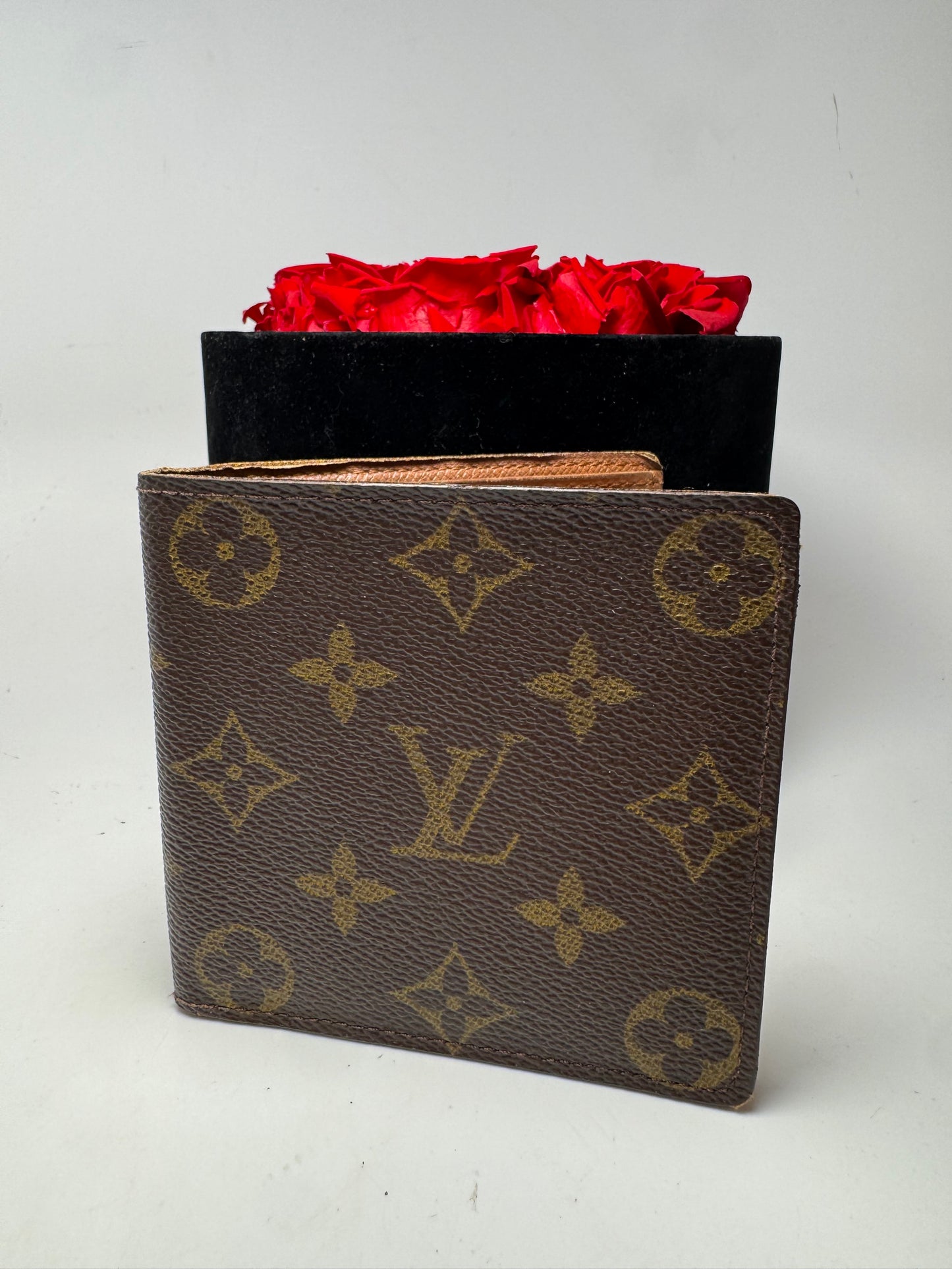 Louis Vuitton Monogram Billfold Wallet