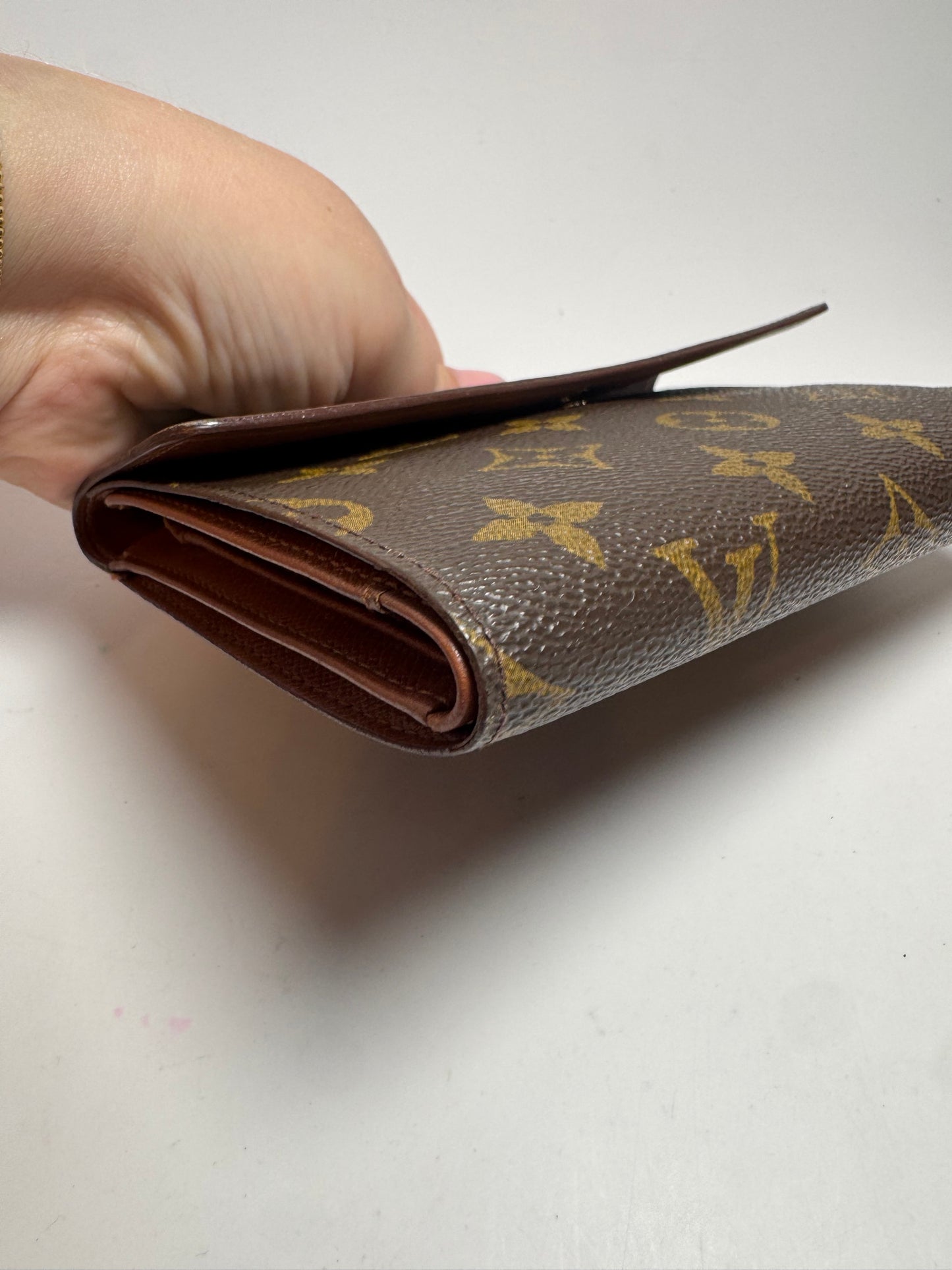 Louis Vuitton Porte Tressor Etui Monogram Wallet/Passport Holder