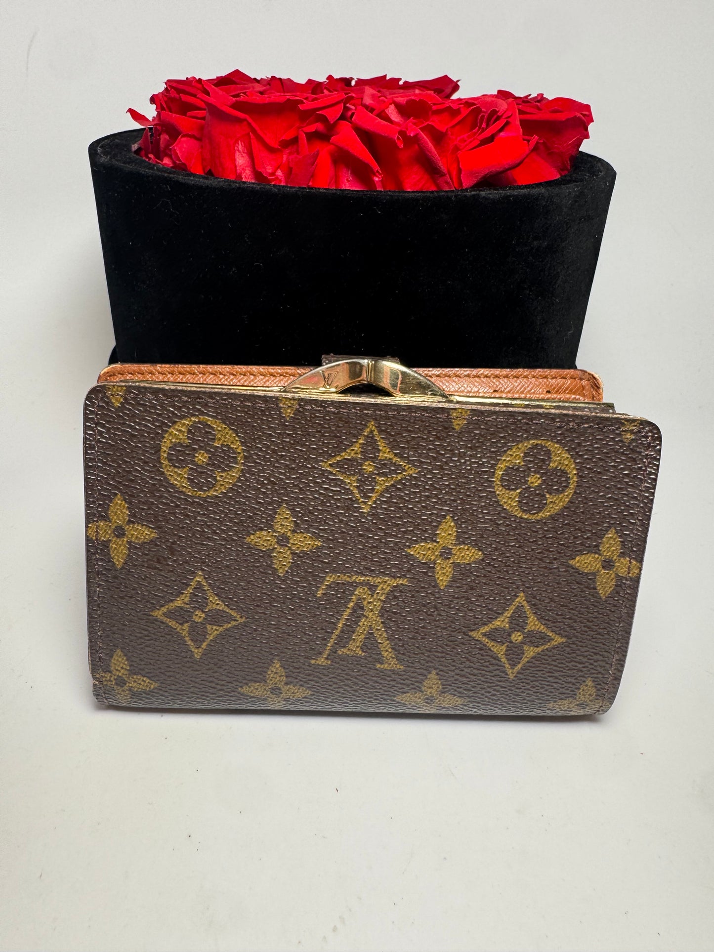 Louis Vuitton Monogram French Lock Coin Purse Kiss Lock Wallet