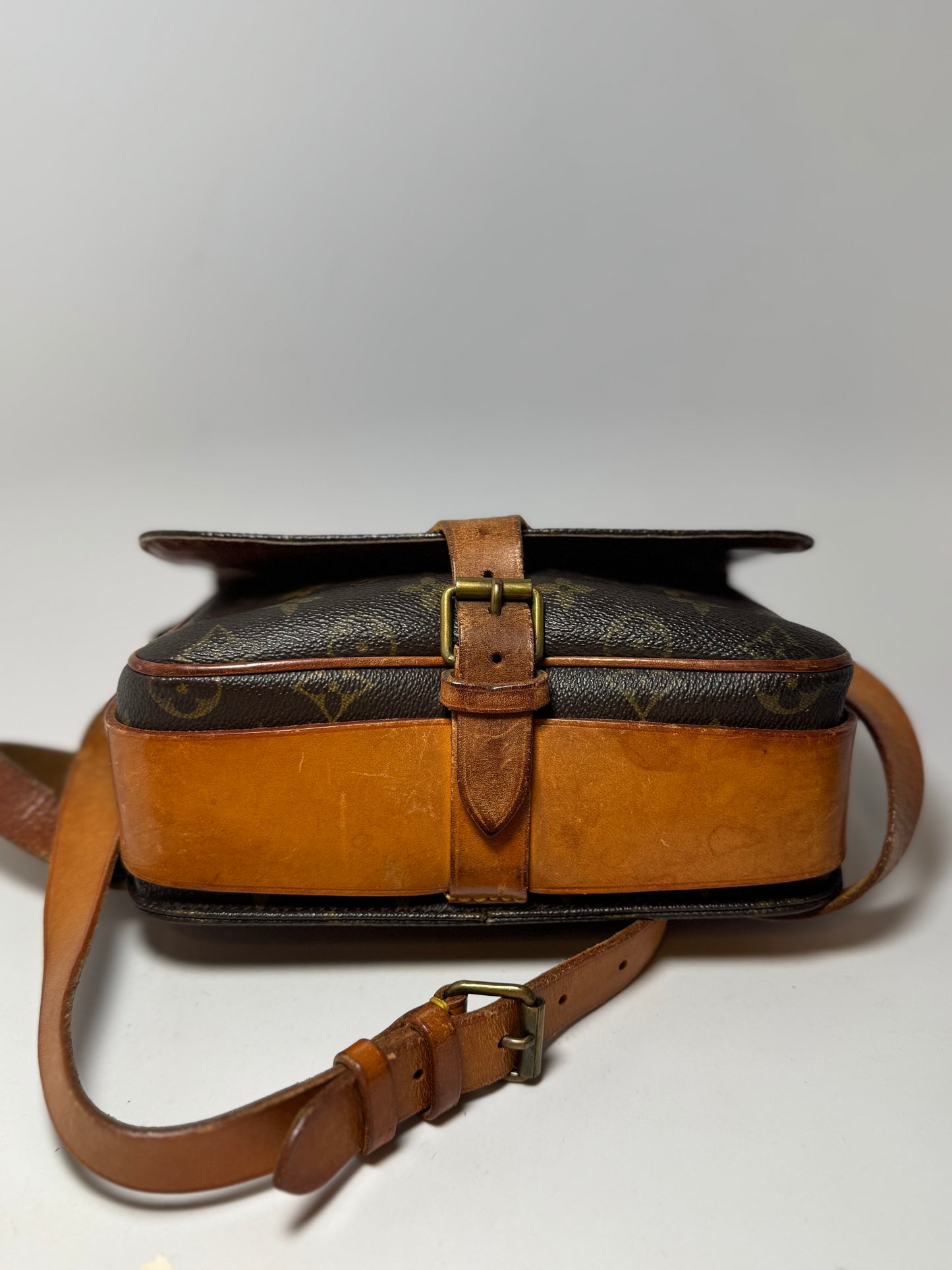 Louis Vuitton Cartouchière MM Monogram Crossbody/Shoulder Bag