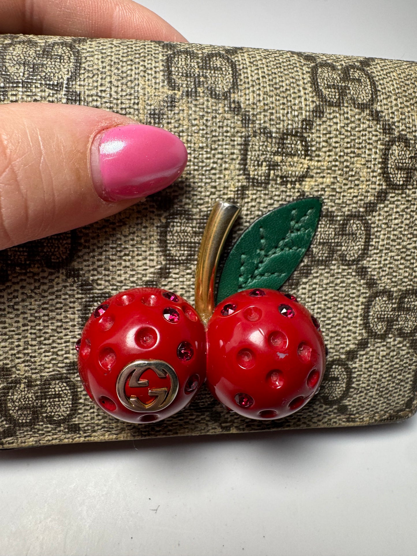 Gucci Cherry Web Card Case w/Enamel Gucci Wallet Made in Italy